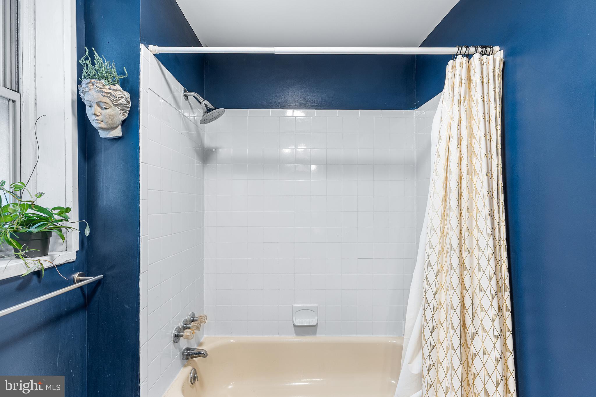 BREWERYTOWN - Residential Lease