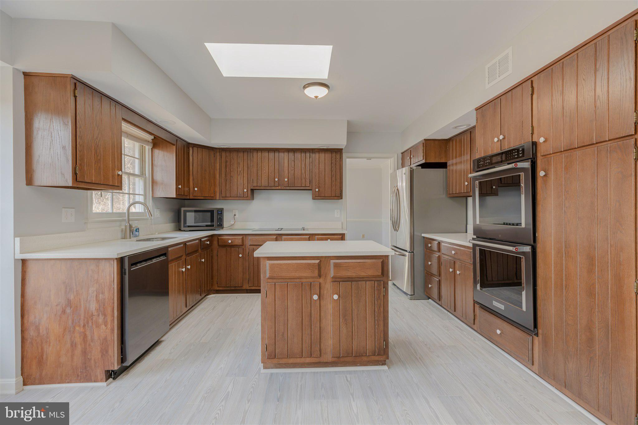 HEATHER HILL - Residential