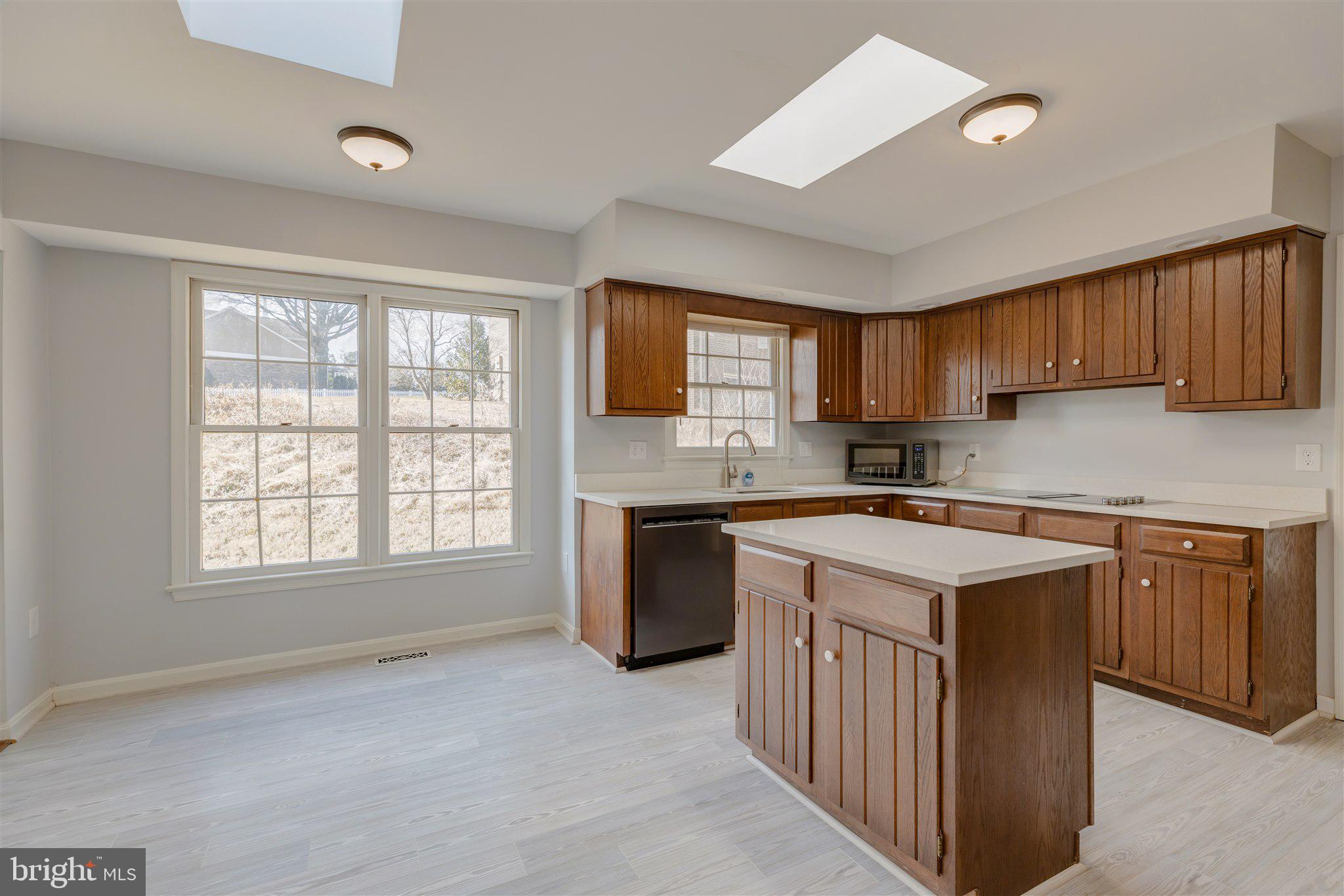 HEATHER HILL - Residential