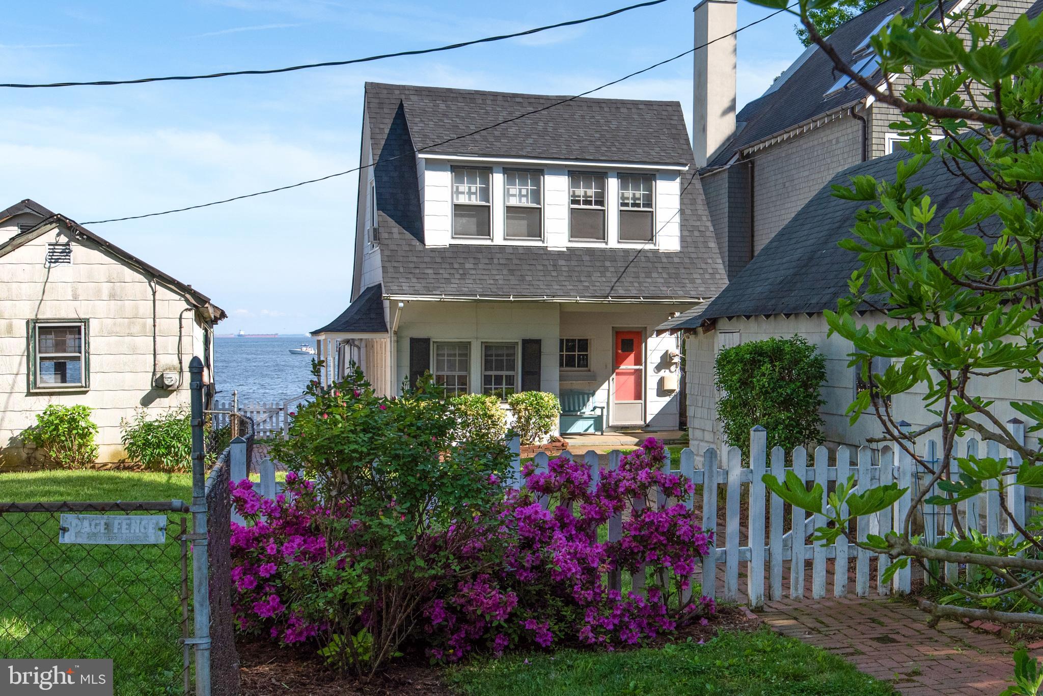 EASTPORT - Residential