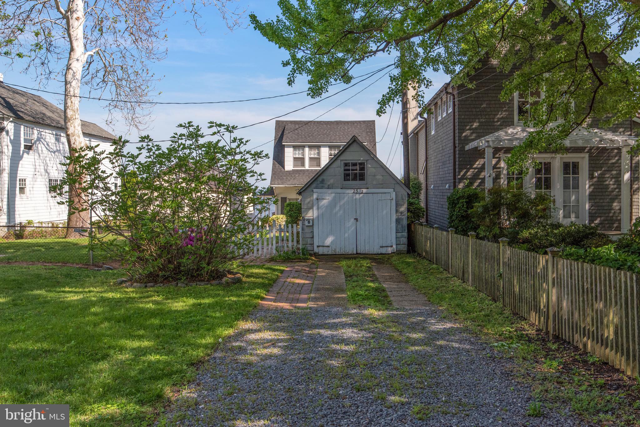 EASTPORT - Residential