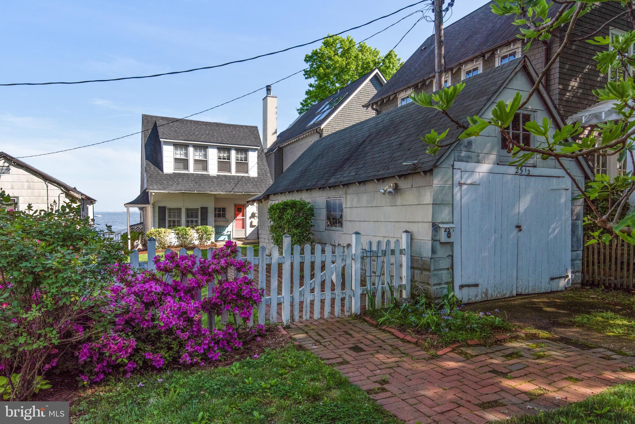 EASTPORT - Residential