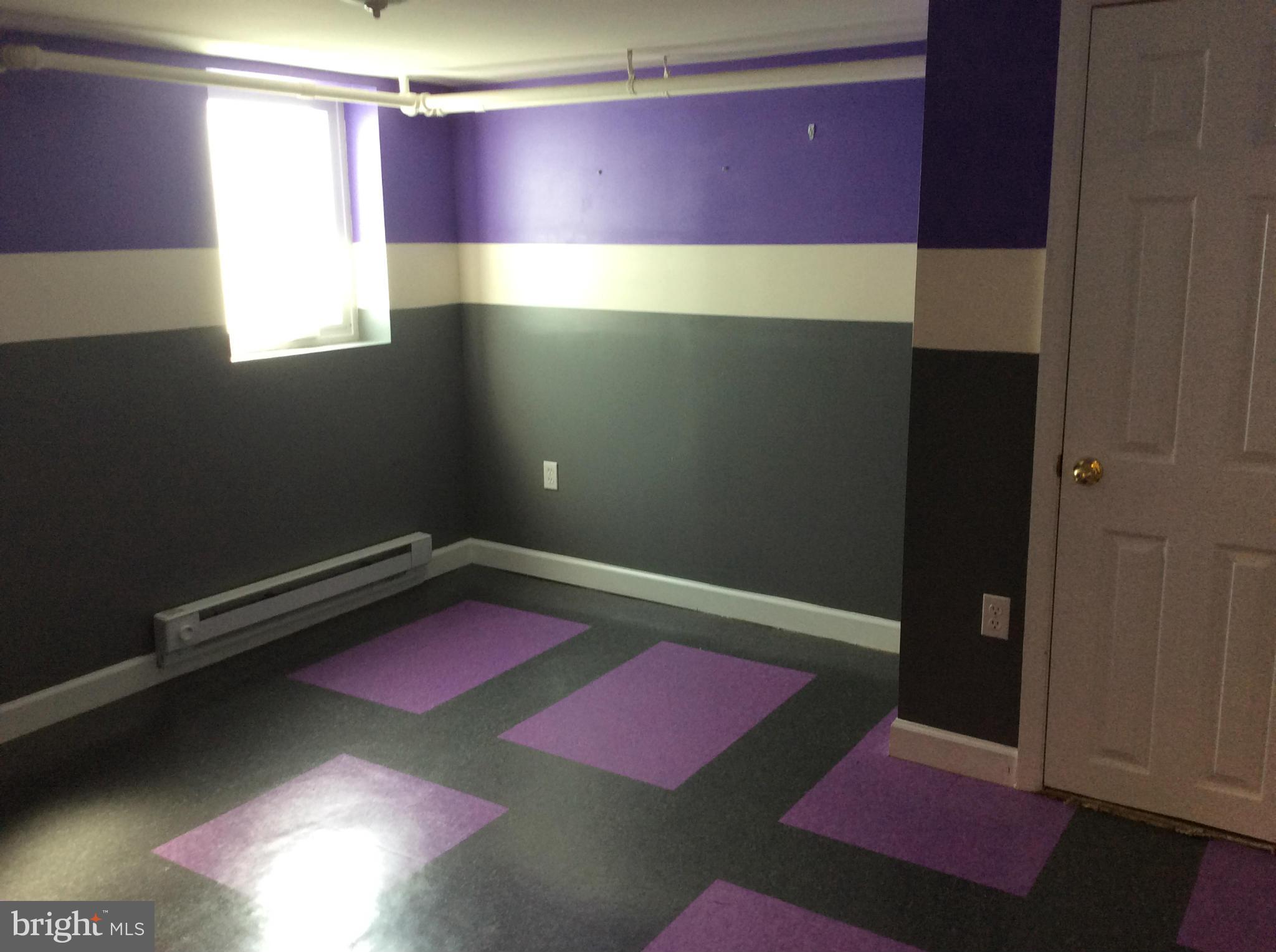 BRADBURY HEIGHTS - Residential Lease