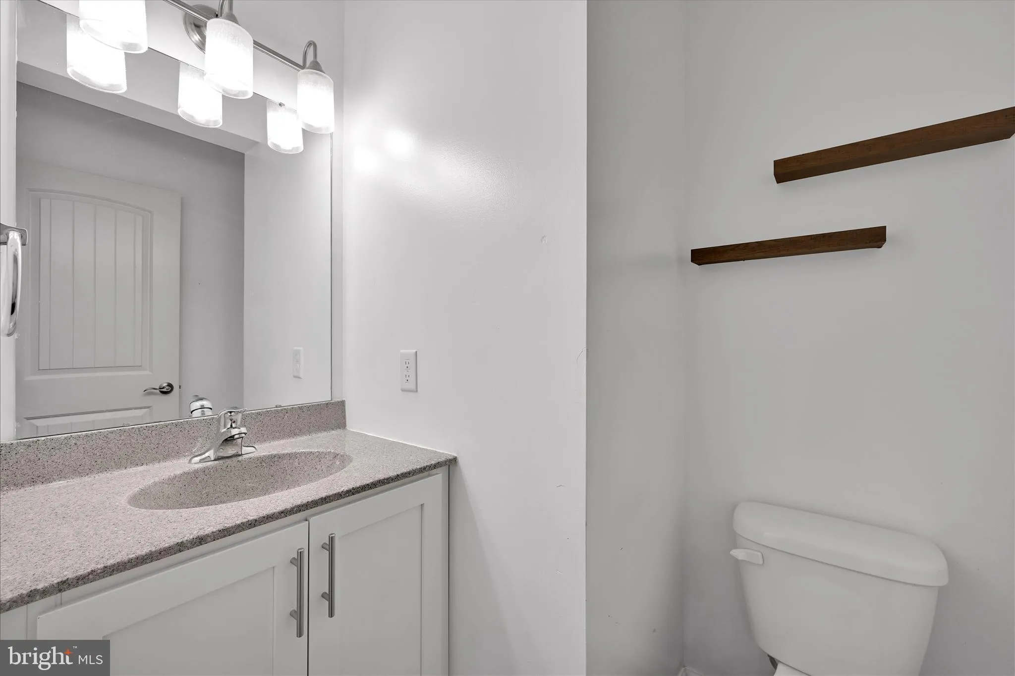 Manheim, Pennsylvania 17545, United States, 4 Bedrooms Bedrooms, ,3 BathroomsBathrooms,Residential,Coming Soon,234508