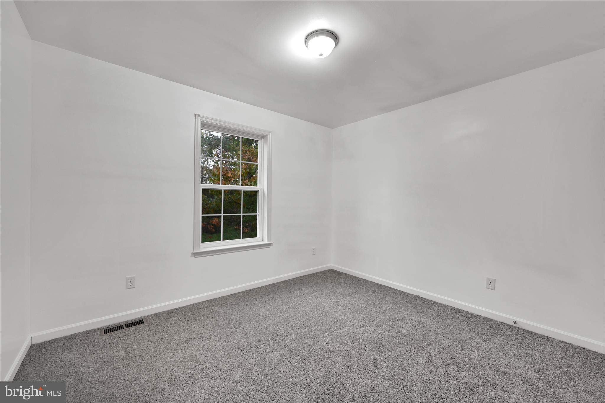 EAST PETERSBURG - Residential