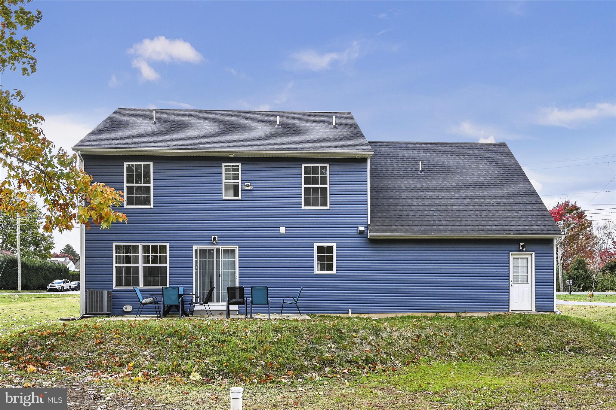 EAST PETERSBURG - Residential