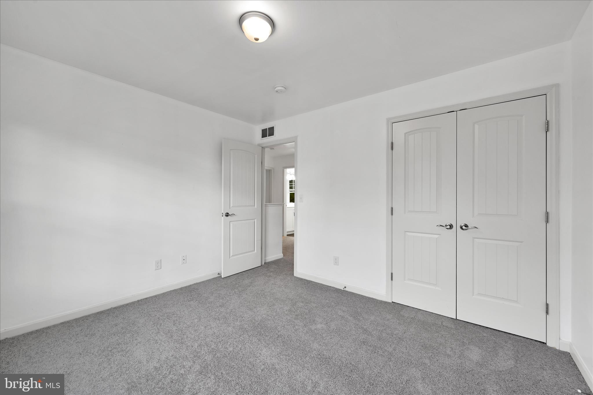 EAST PETERSBURG - Residential