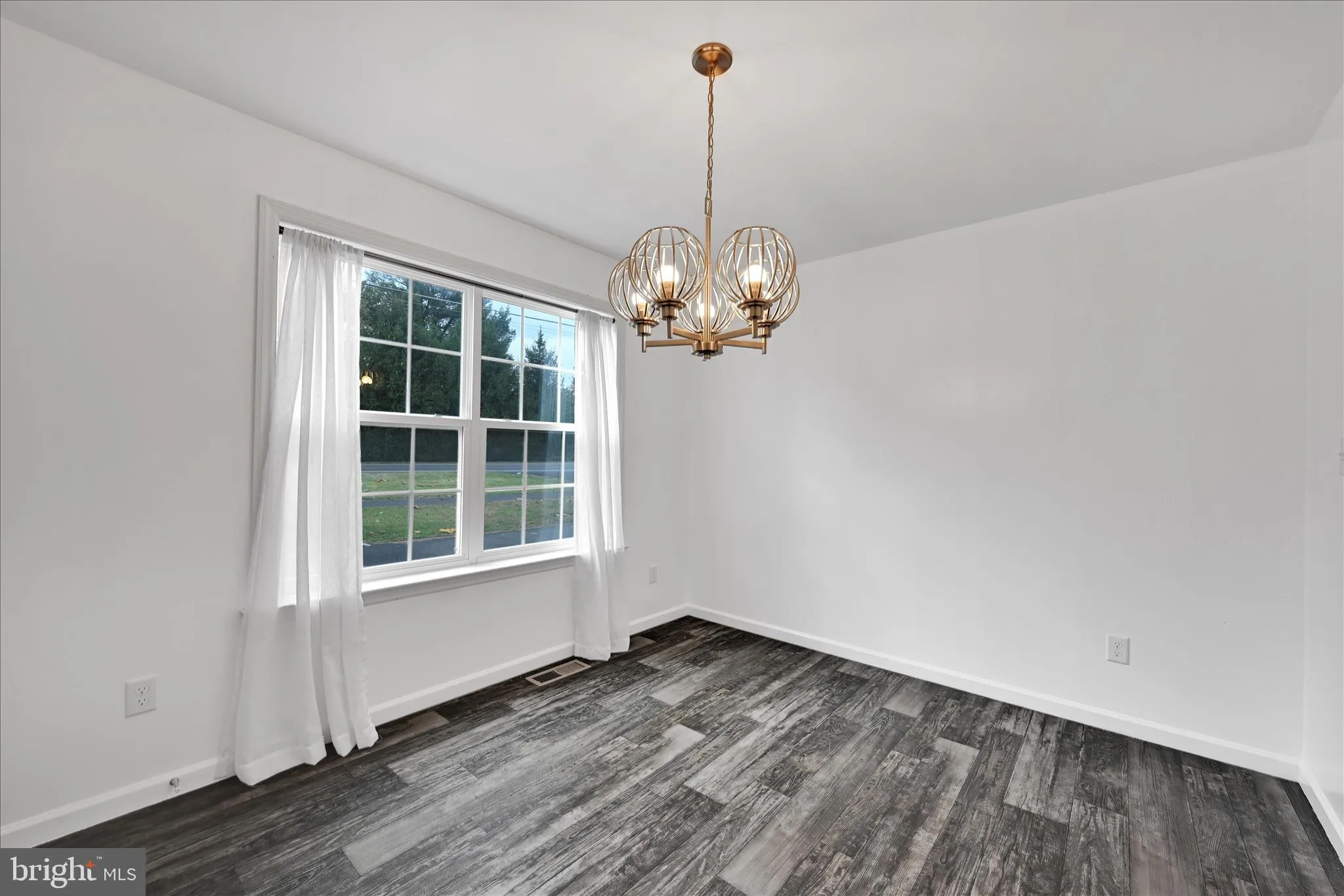 Manheim, Pennsylvania 17545, United States, 4 Bedrooms Bedrooms, ,3 BathroomsBathrooms,Residential,Coming Soon,234508