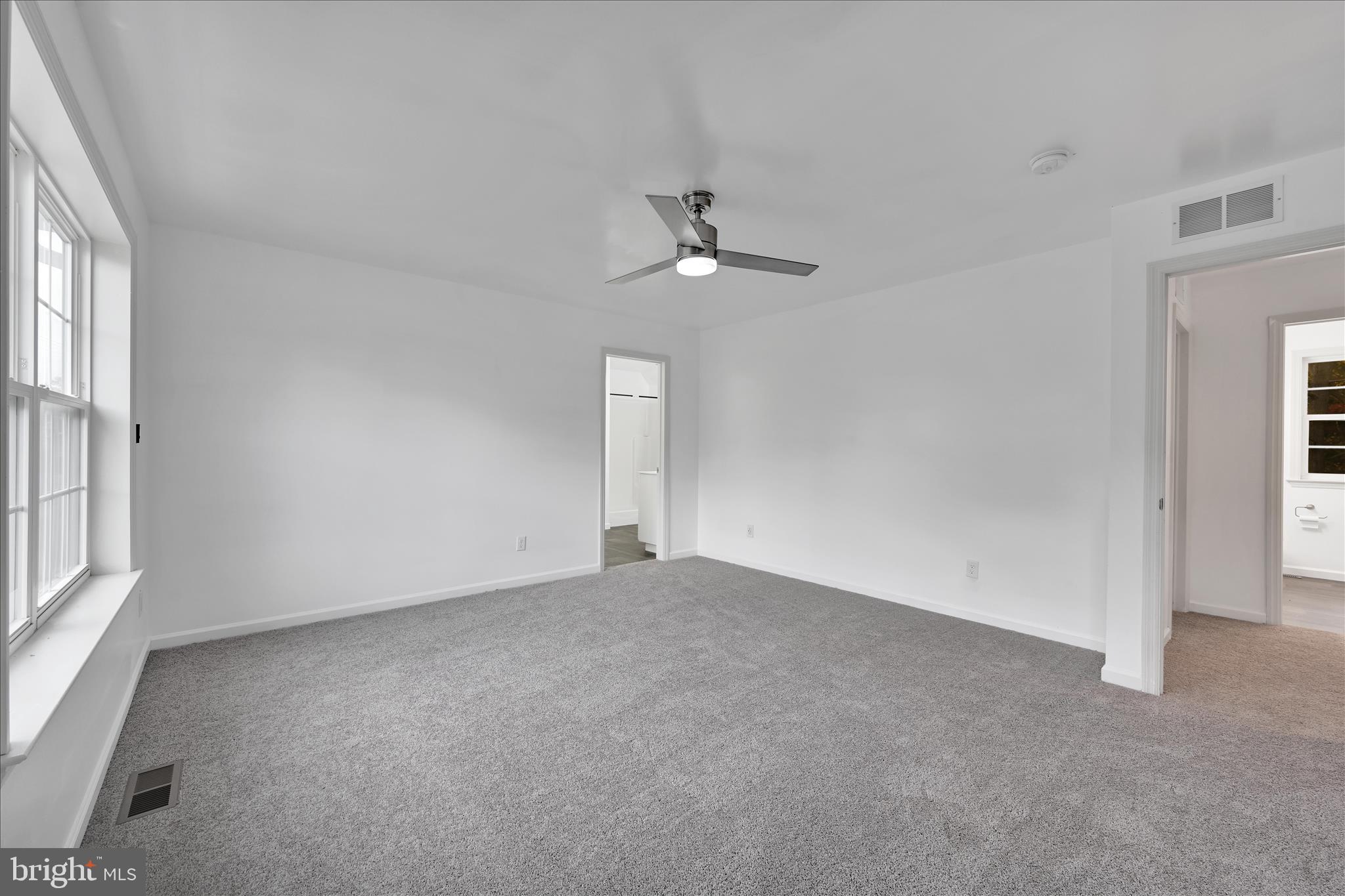 EAST PETERSBURG - Residential