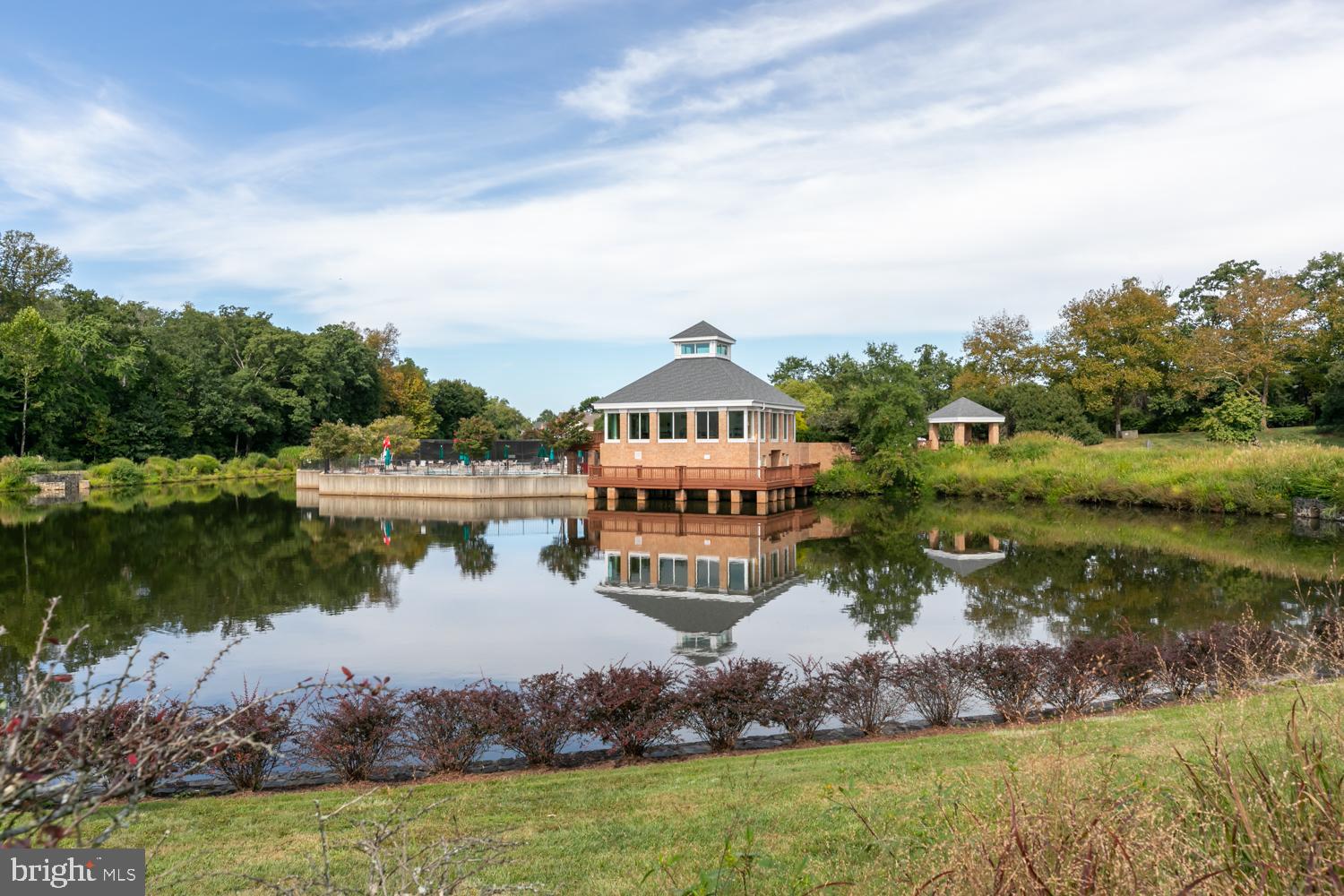 CENTURY OAK - Residential