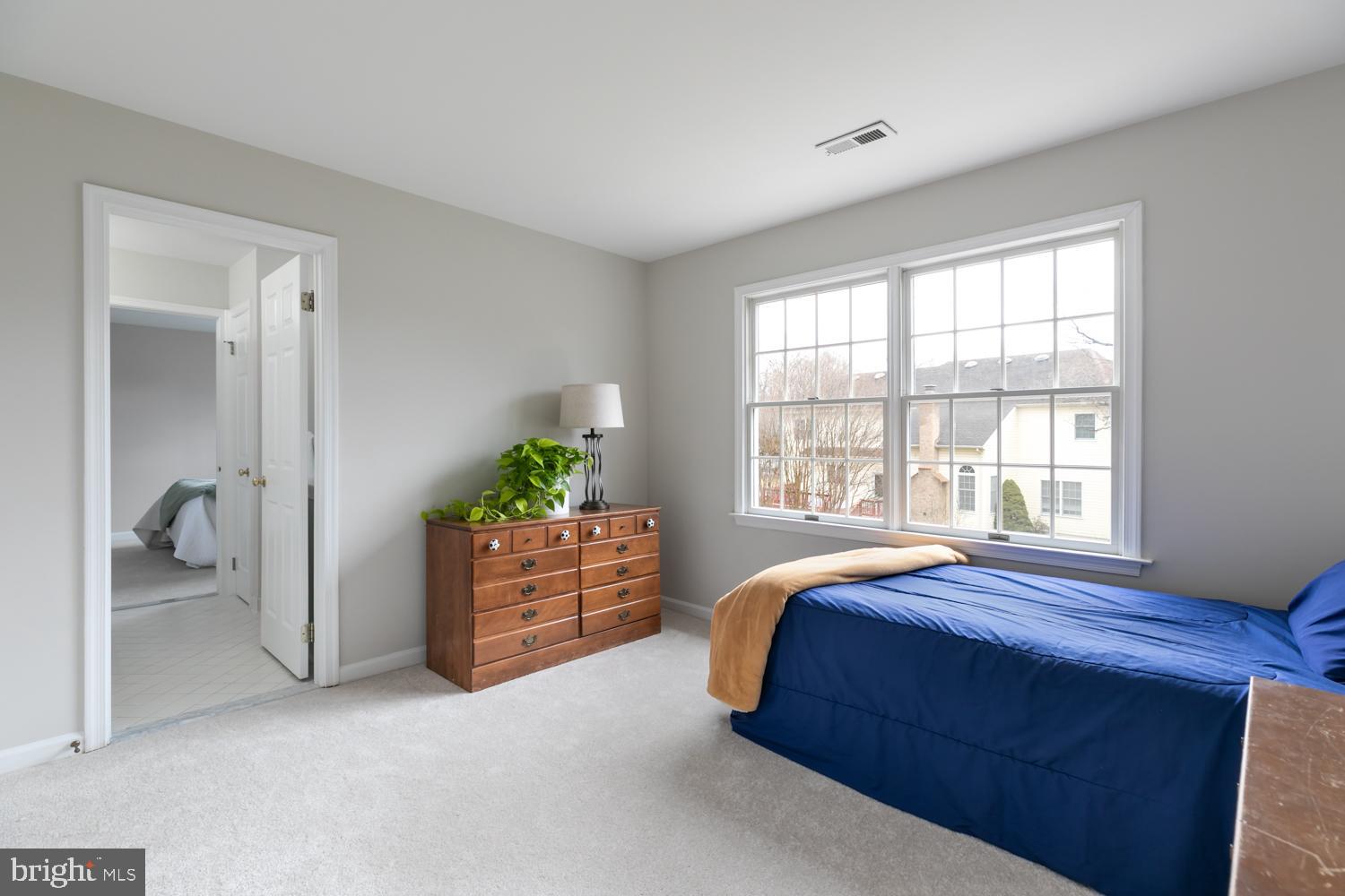 CENTURY OAK - Residential