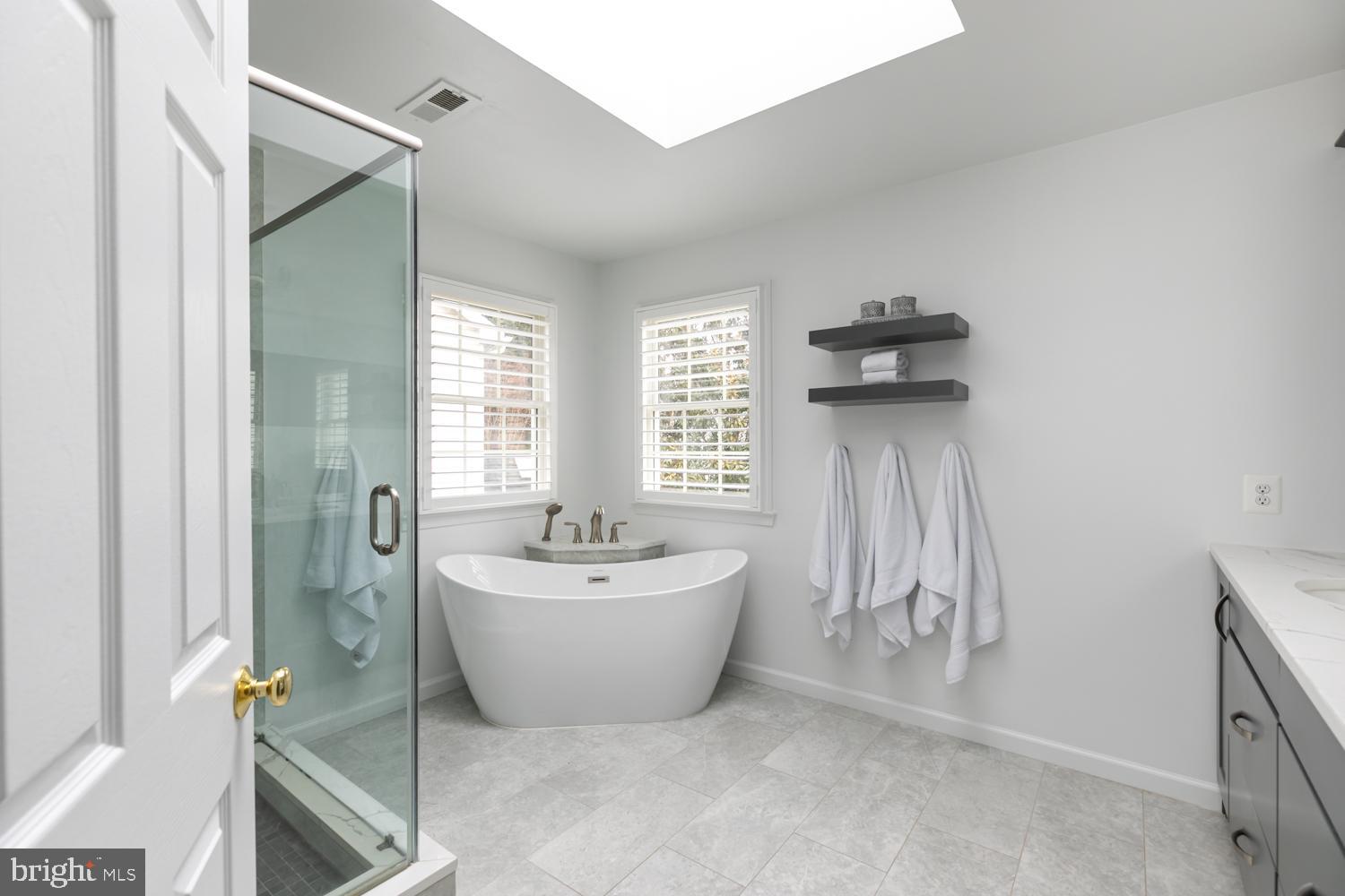 CENTURY OAK - Residential