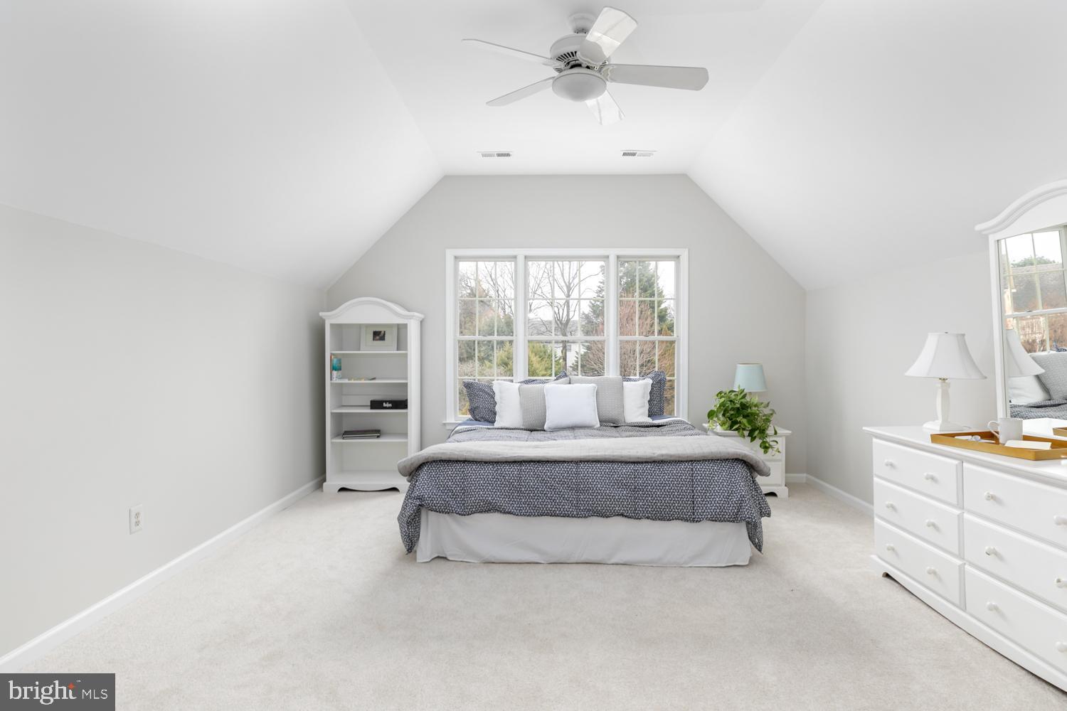 CENTURY OAK - Residential