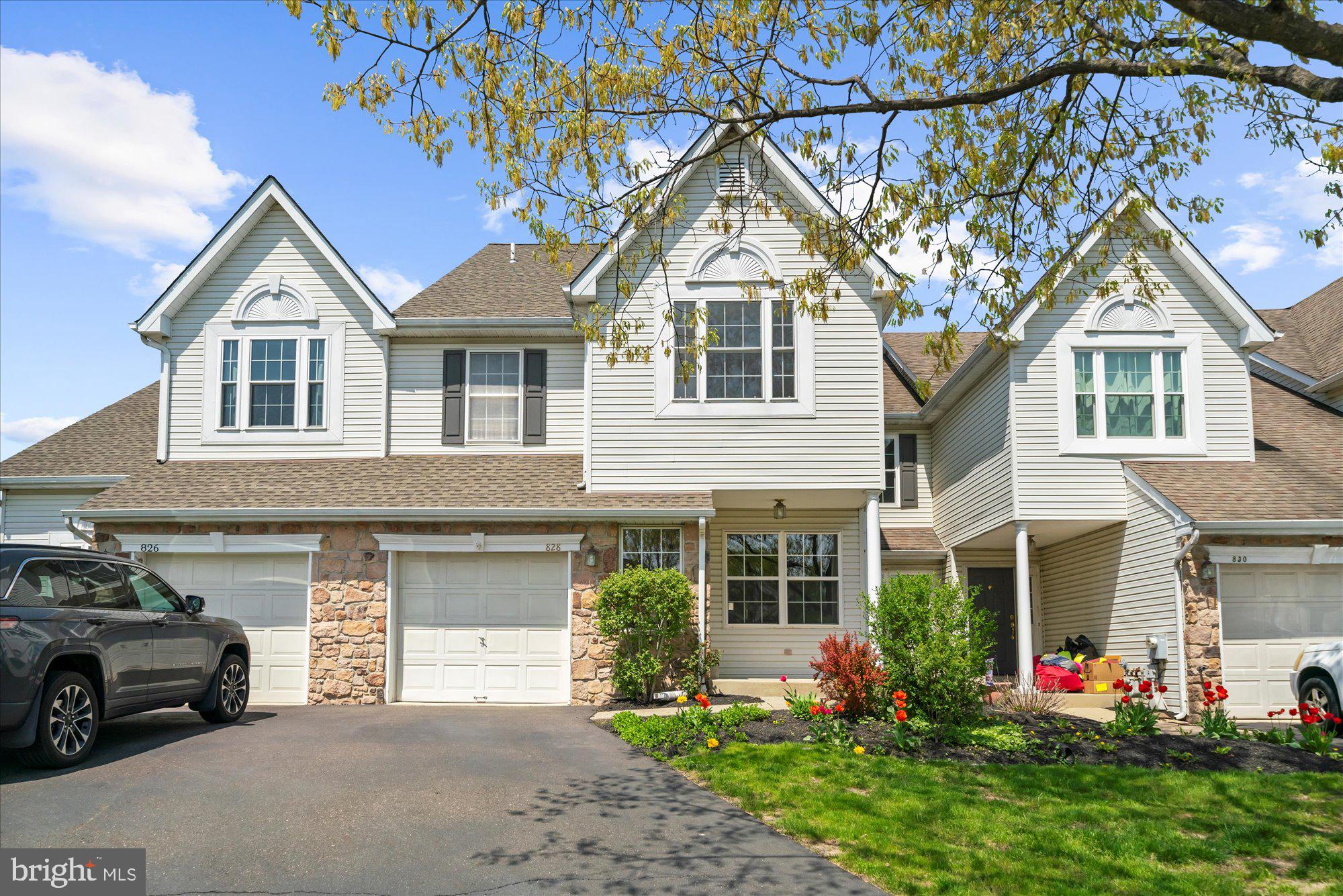 WARRINGTON HUNT - Residential