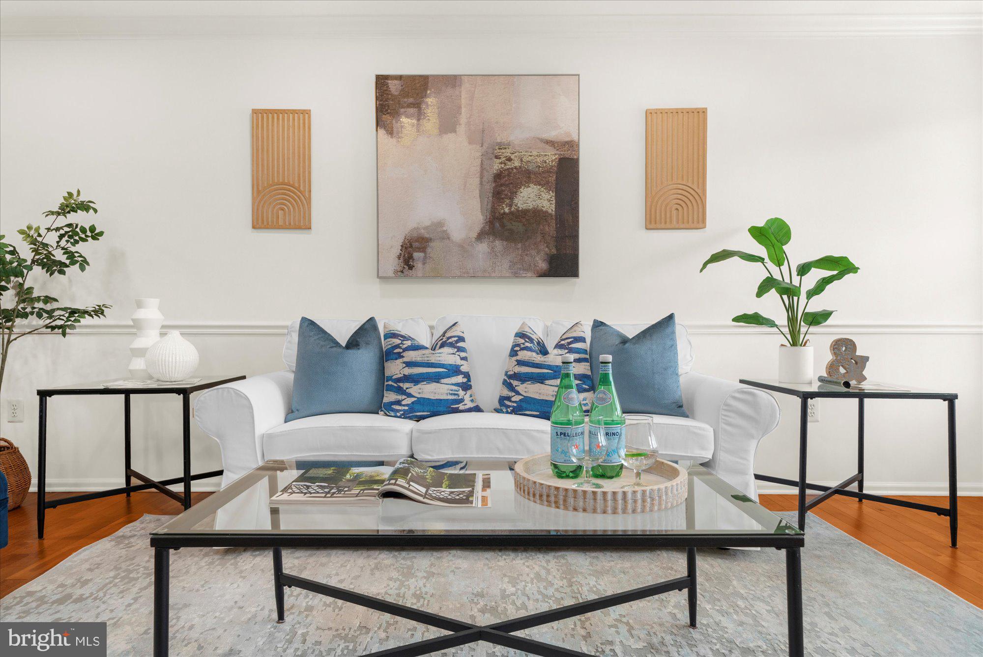 WARRINGTON HUNT - Residential