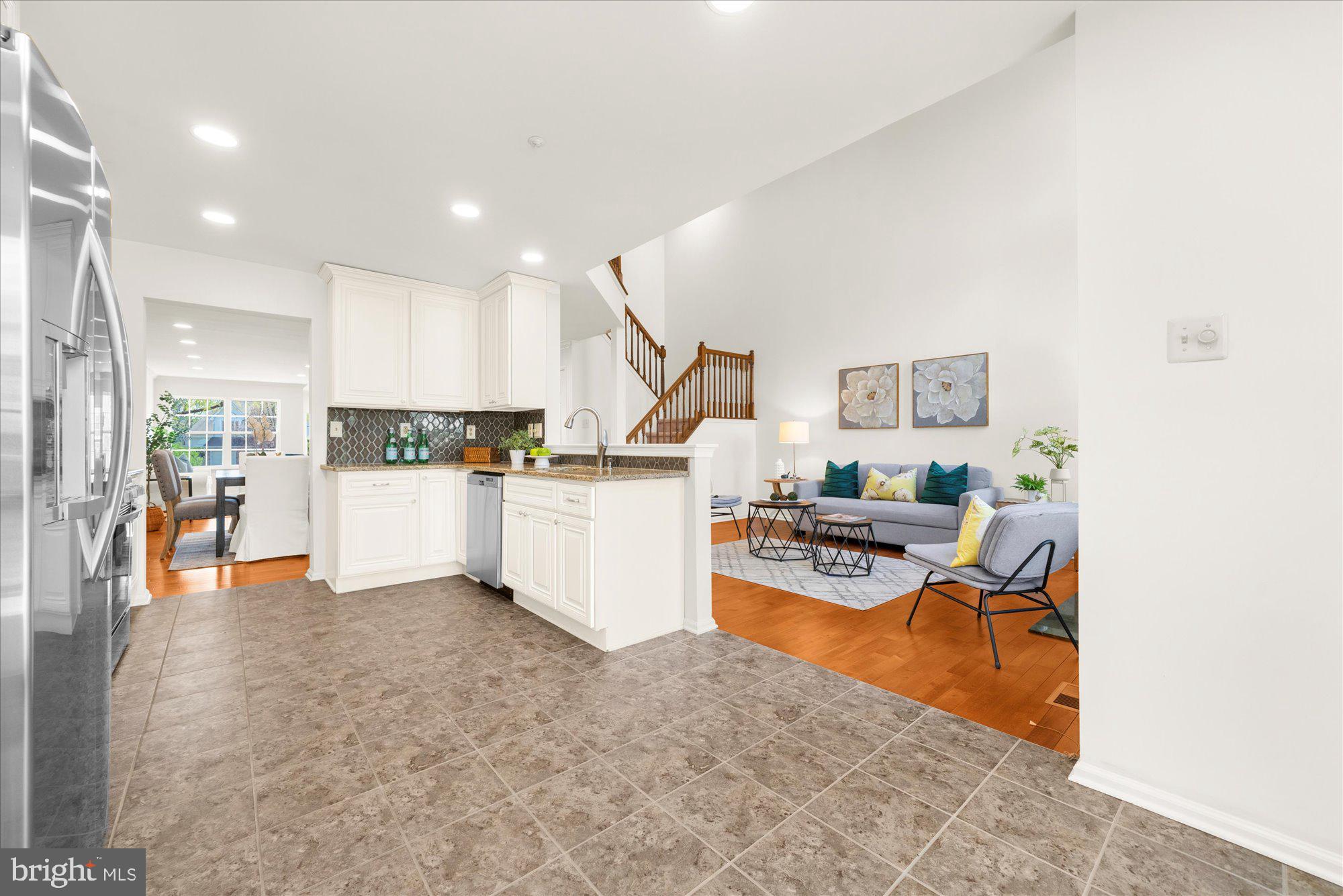 WARRINGTON HUNT - Residential