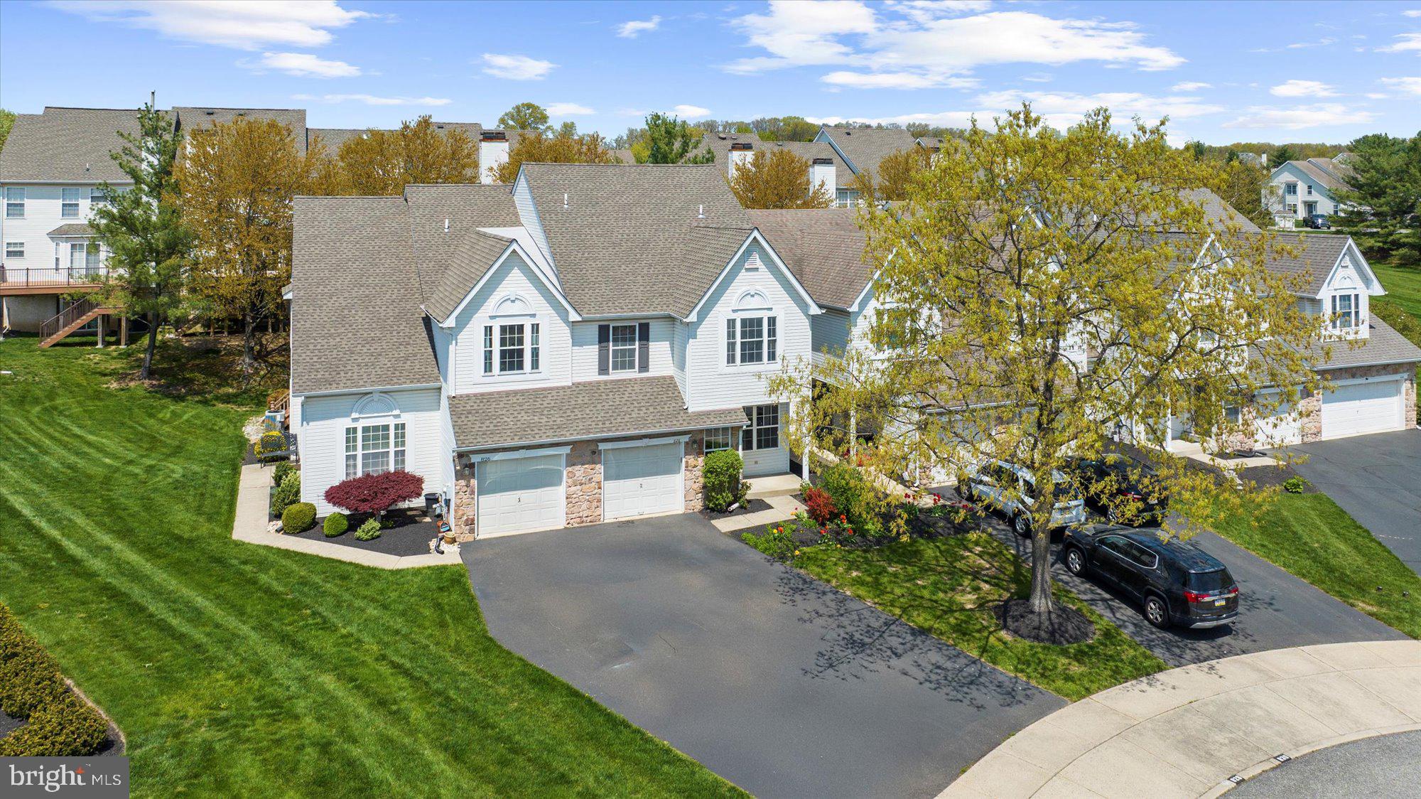 WARRINGTON HUNT - Residential