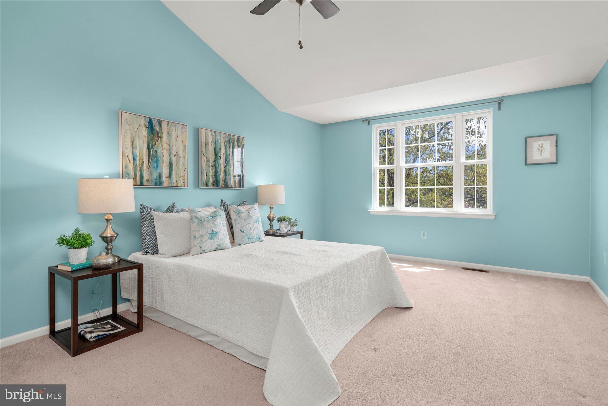 WARRINGTON HUNT - Residential