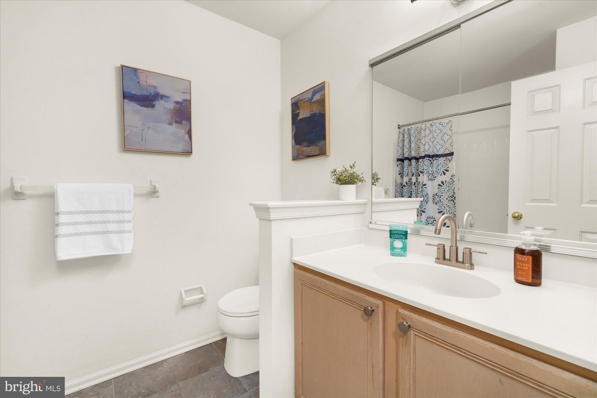 WARRINGTON HUNT - Residential