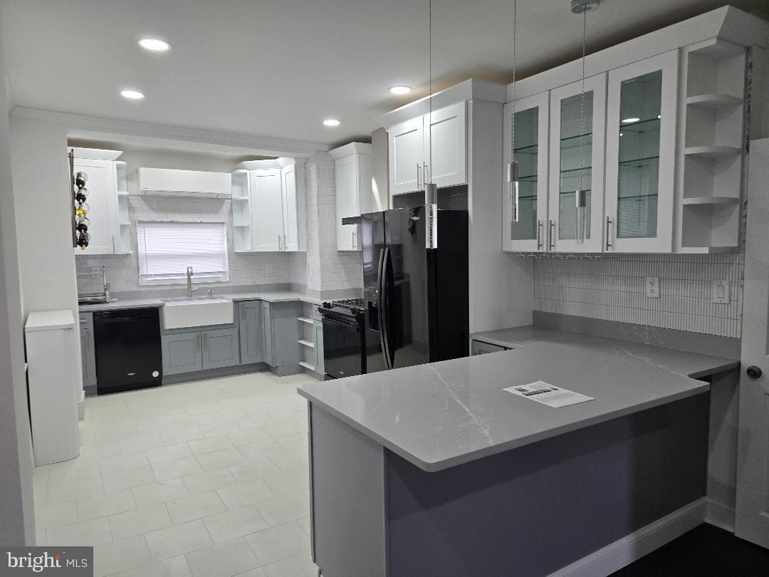 MAYFAIR - Residential