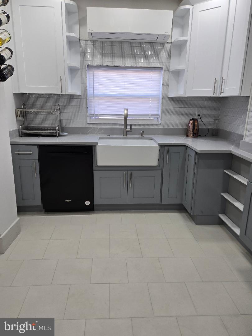 MAYFAIR - Residential