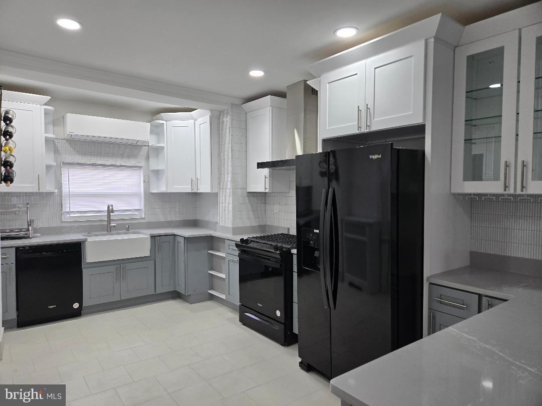 MAYFAIR - Residential