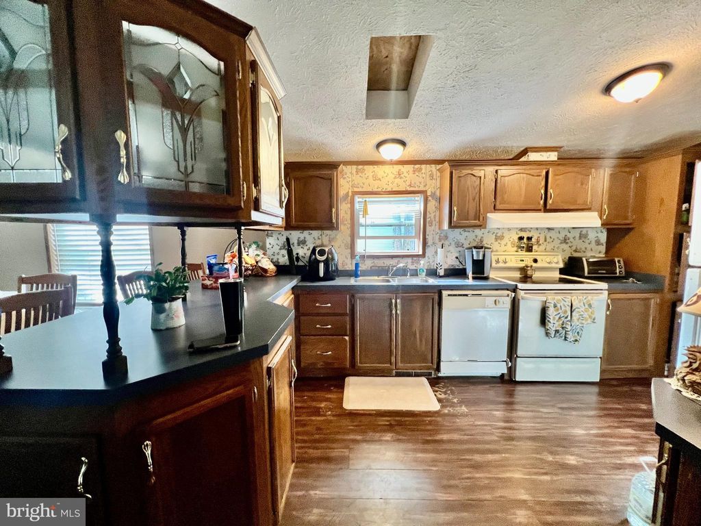 Photo of 121 Conestoga Drive, DOYLESTOWN, PA 18901 (MLS # PABU2105638)