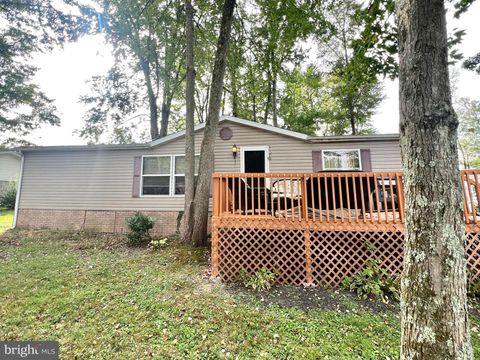 121 CONESTOGA DRIVE DOYLESTOWN PA 18901