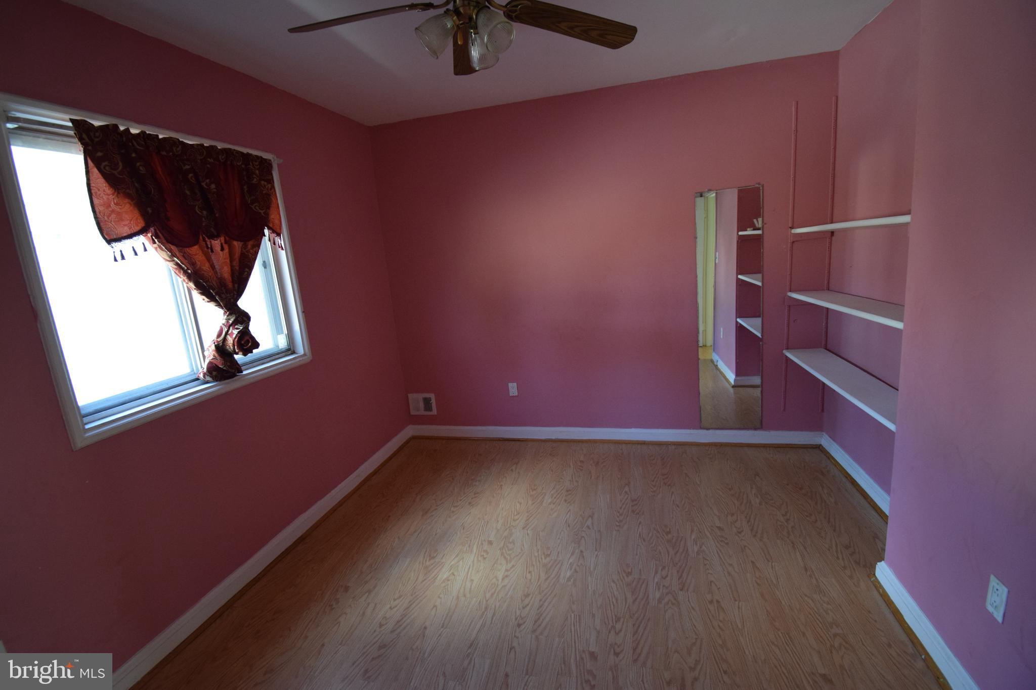 FORT WASHINGTON - Residential