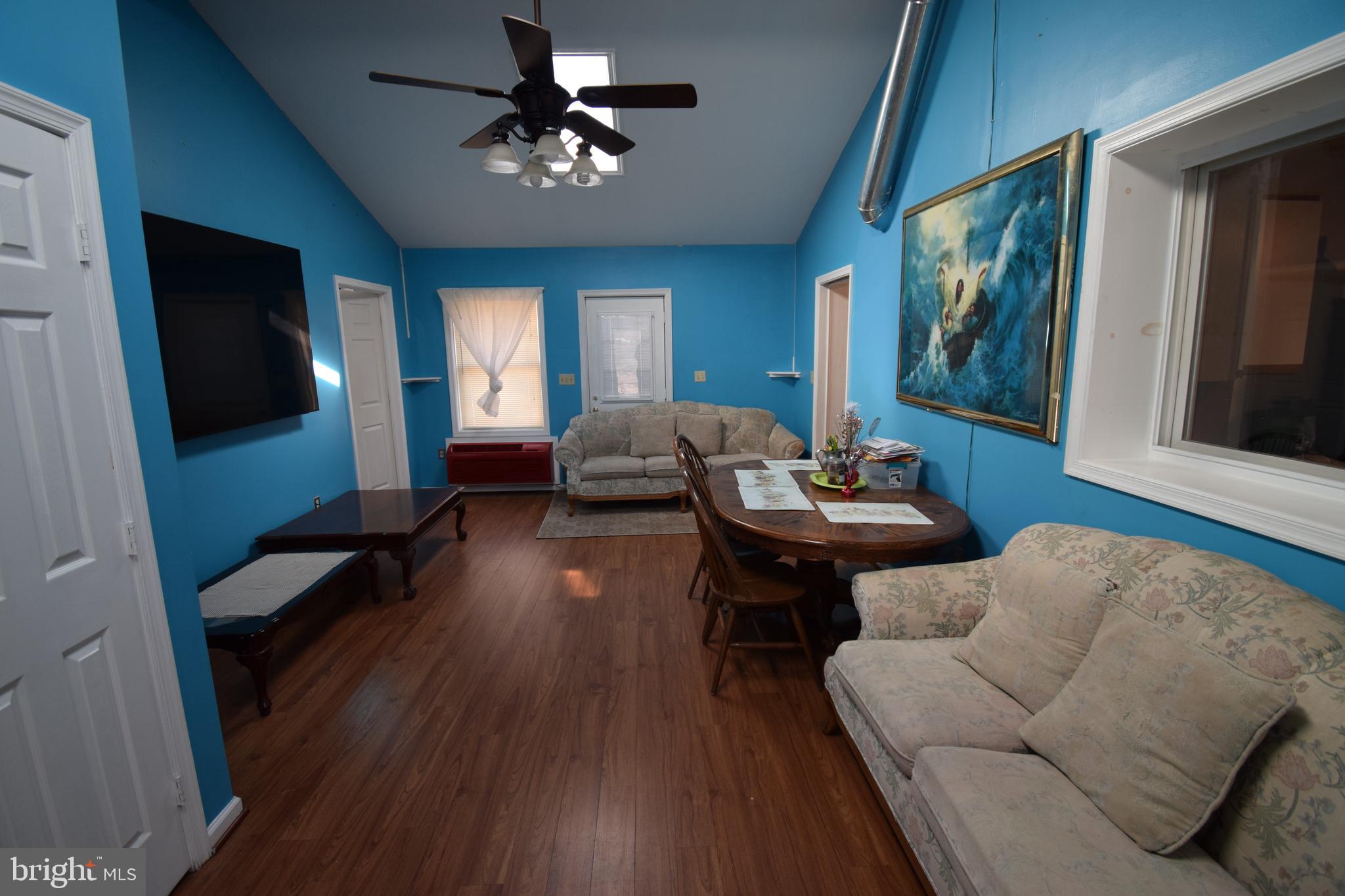 FORT WASHINGTON - Residential