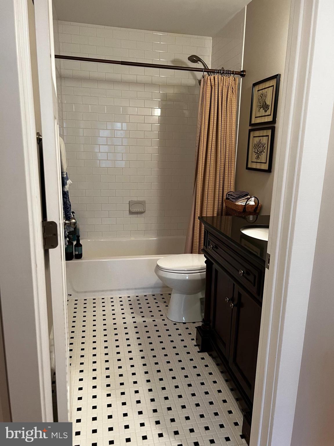 GREEN HAVEN - Residential Lease