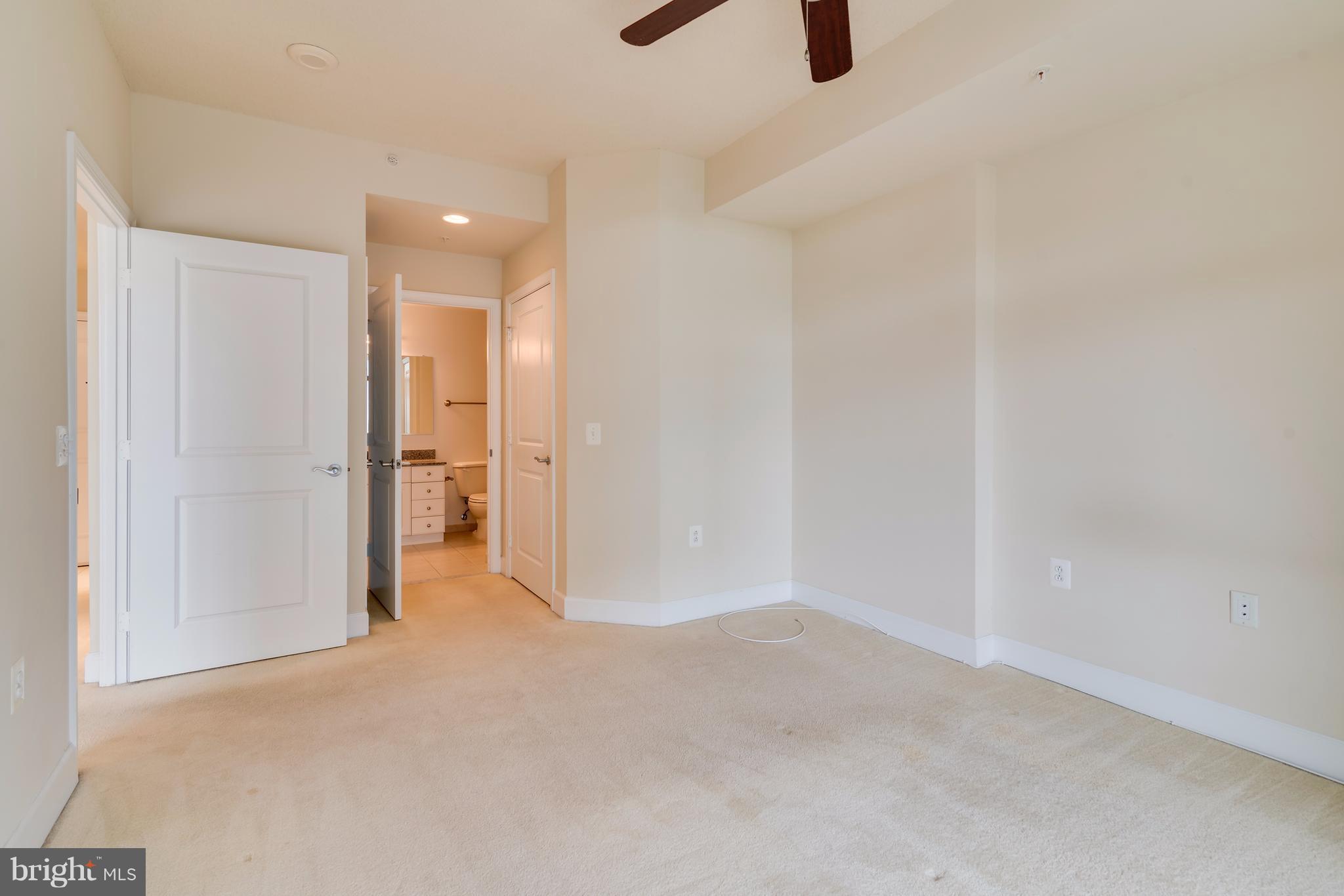 ECLIPSE ON CENTER PARK - Residential Lease