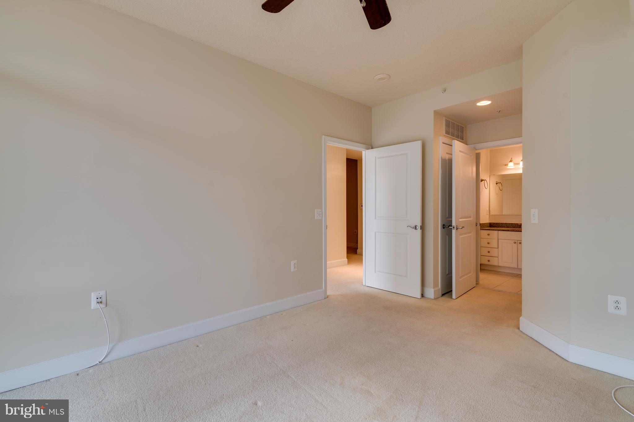 ECLIPSE ON CENTER PARK - Residential Lease