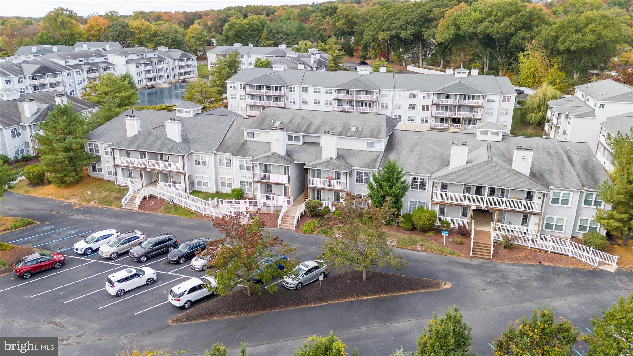 806 WATERS EDGE DRIVE 187