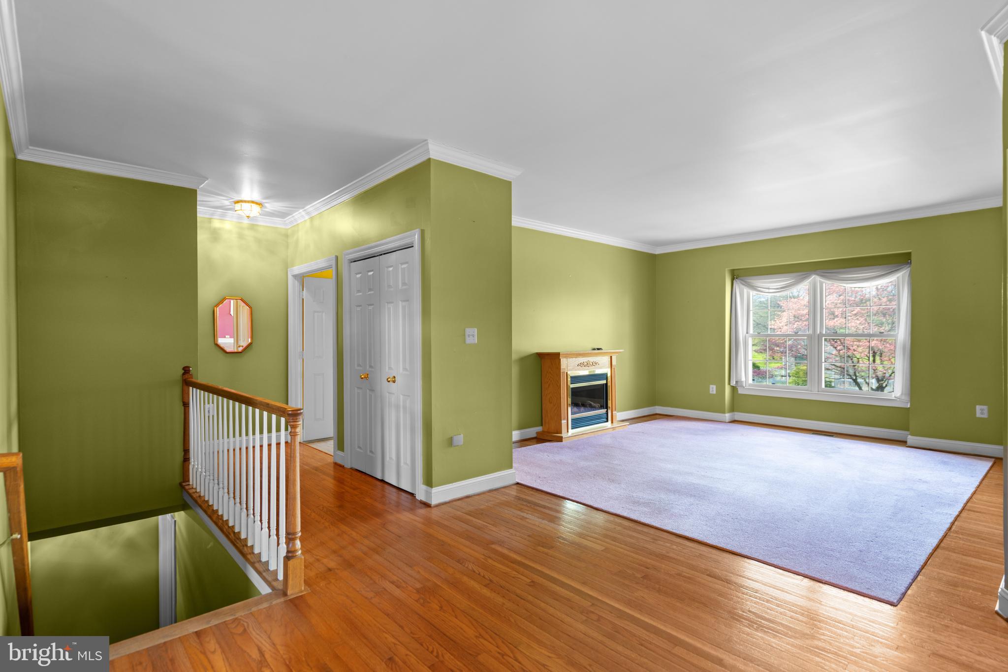 FARMINGTON ON THE GREEN - Residential