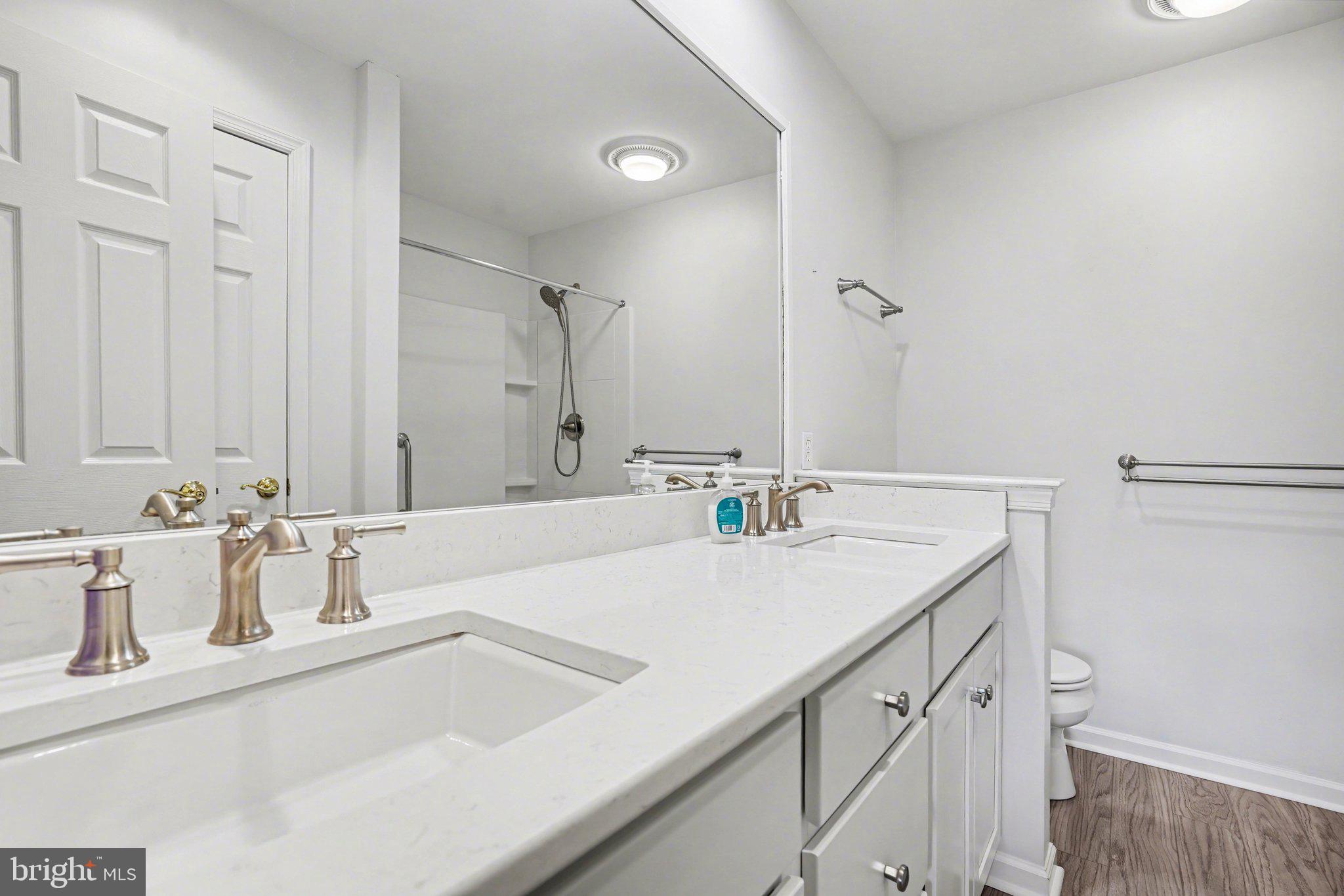 WHELAN CROSSING - Residential