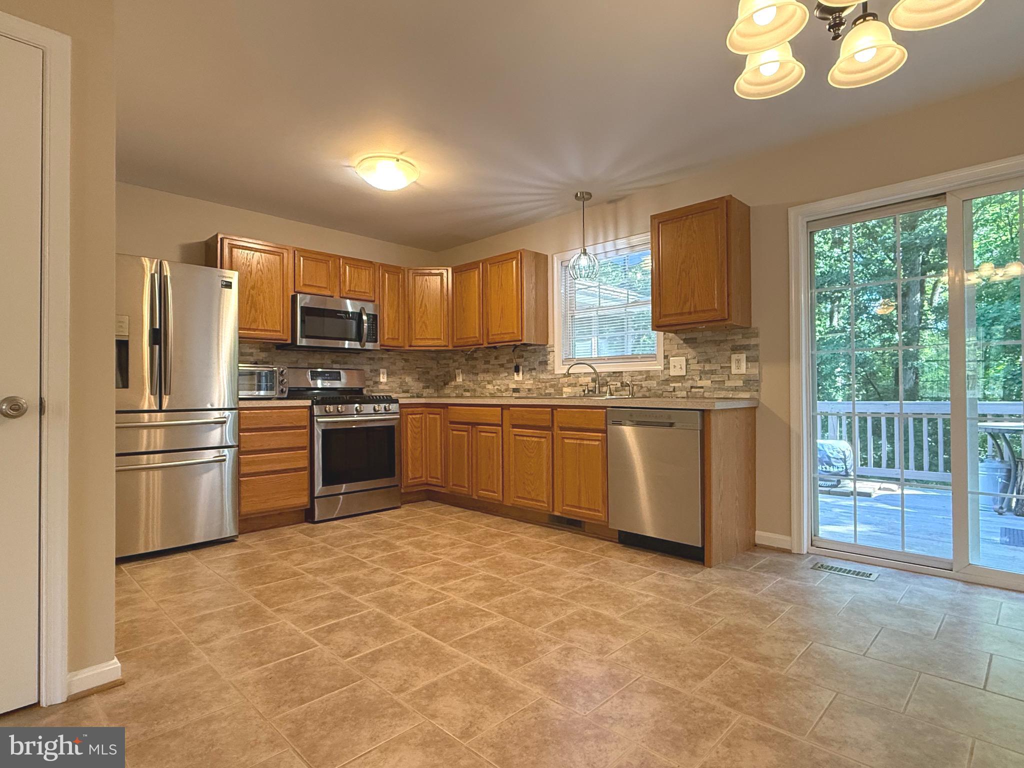 273 PETTIT PLACE