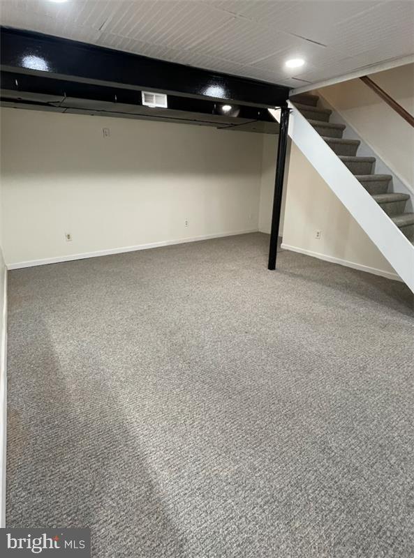 LINDEN HILL VILLAG - Residential