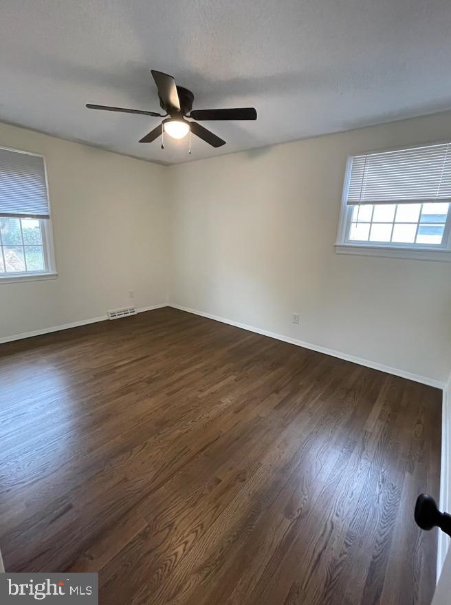 LINDEN HILL VILLAG - Residential