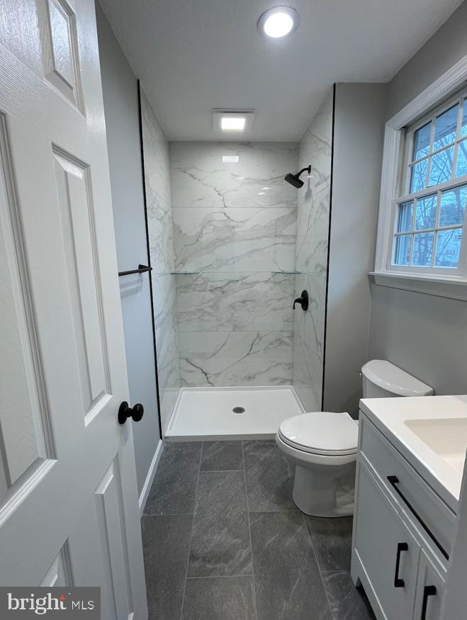 LINDEN HILL VILLAG - Residential