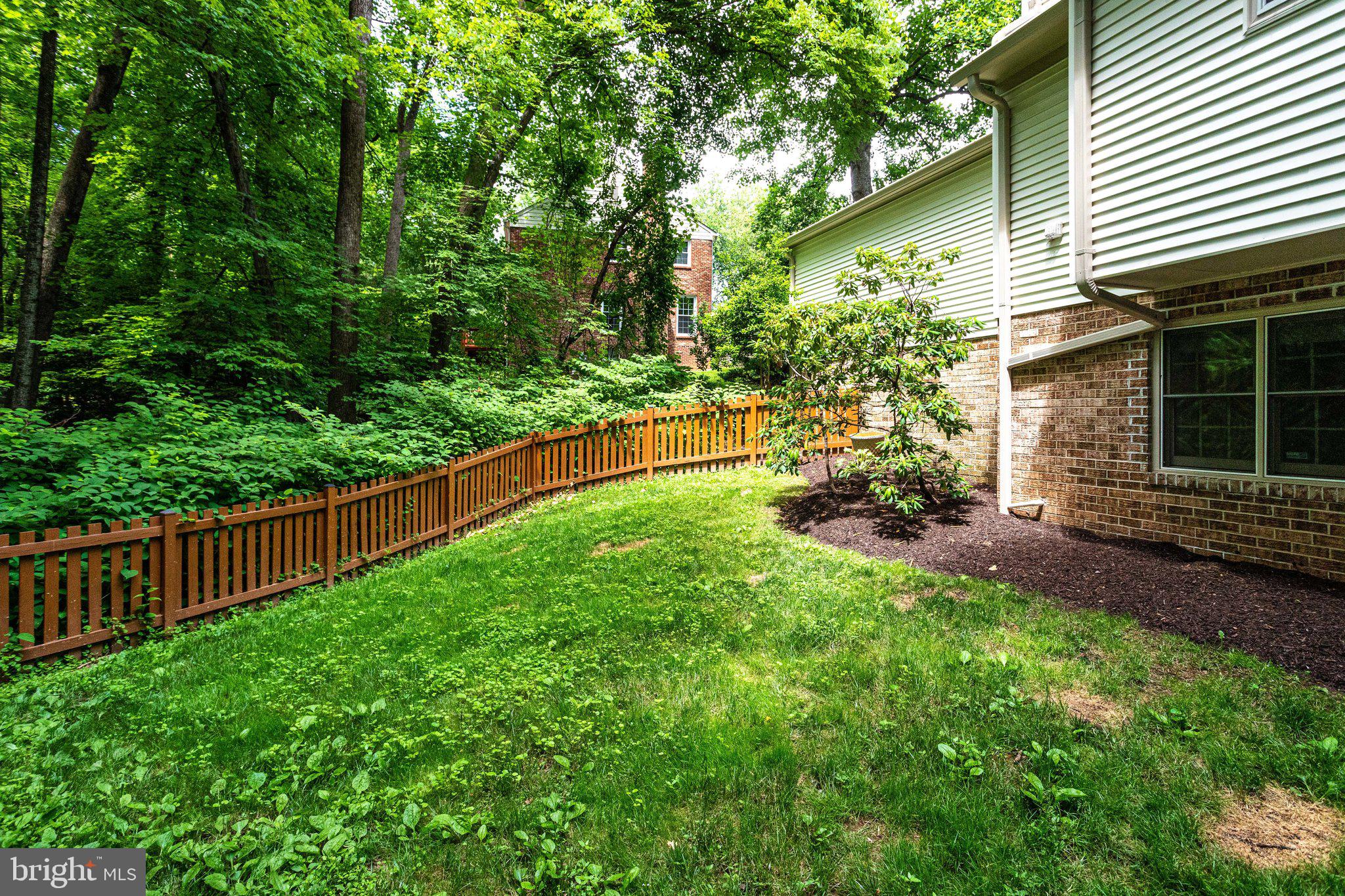 WOLF TRAP WOODS - Residential