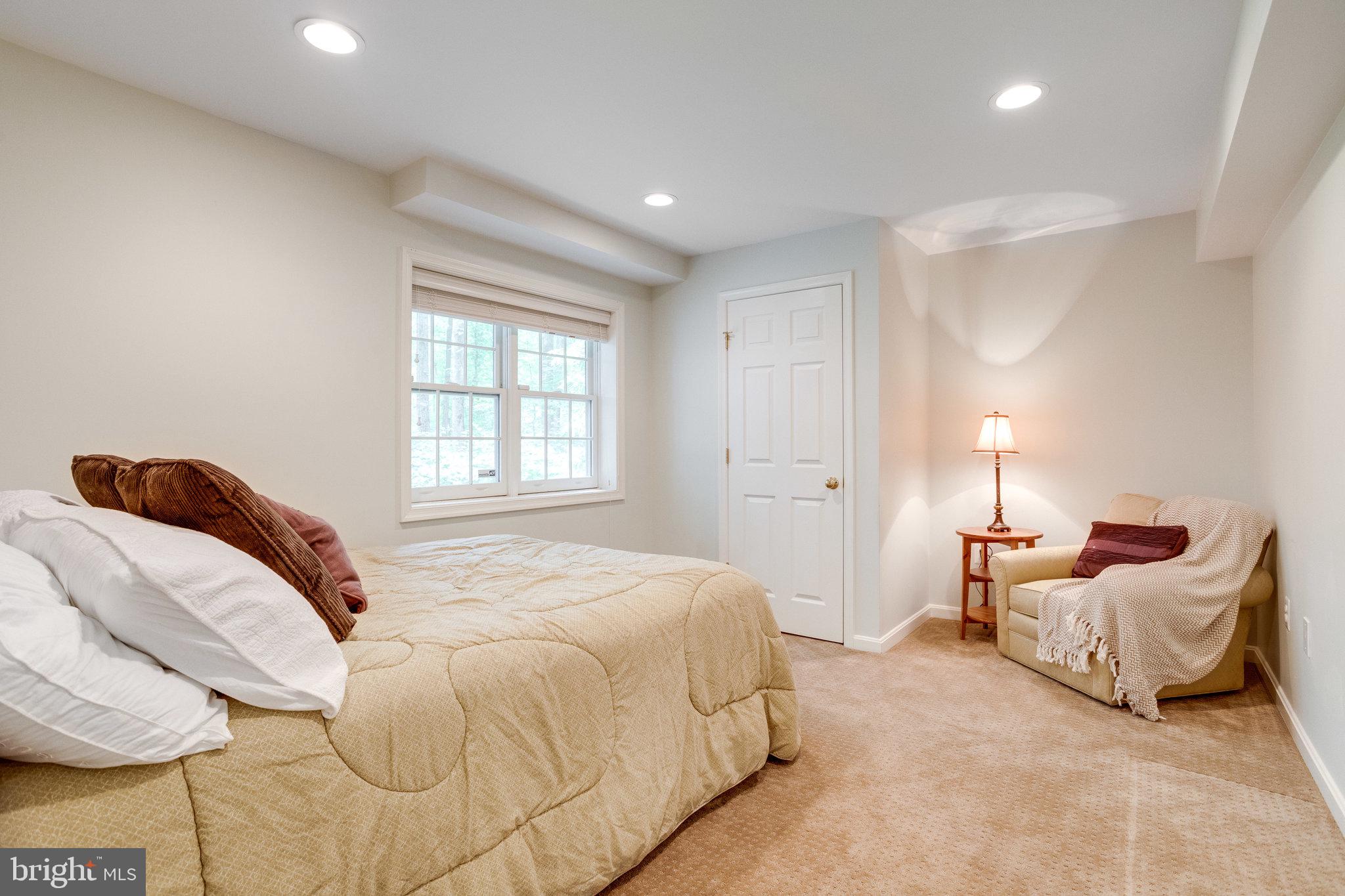 WOLF TRAP WOODS - Residential