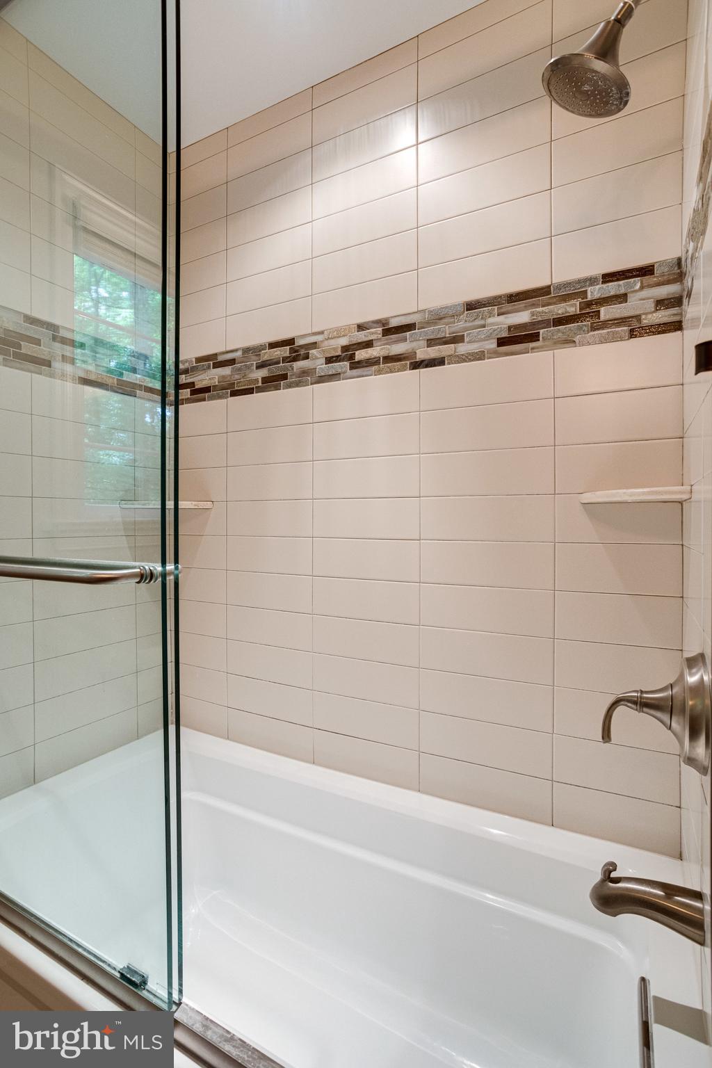 WOLF TRAP WOODS - Residential