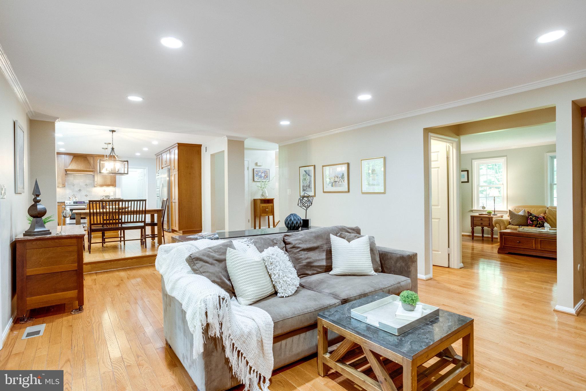 WOLF TRAP WOODS - Residential