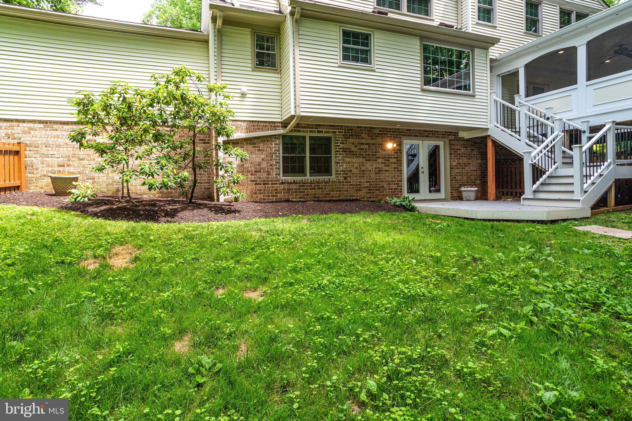 WOLF TRAP WOODS - Residential