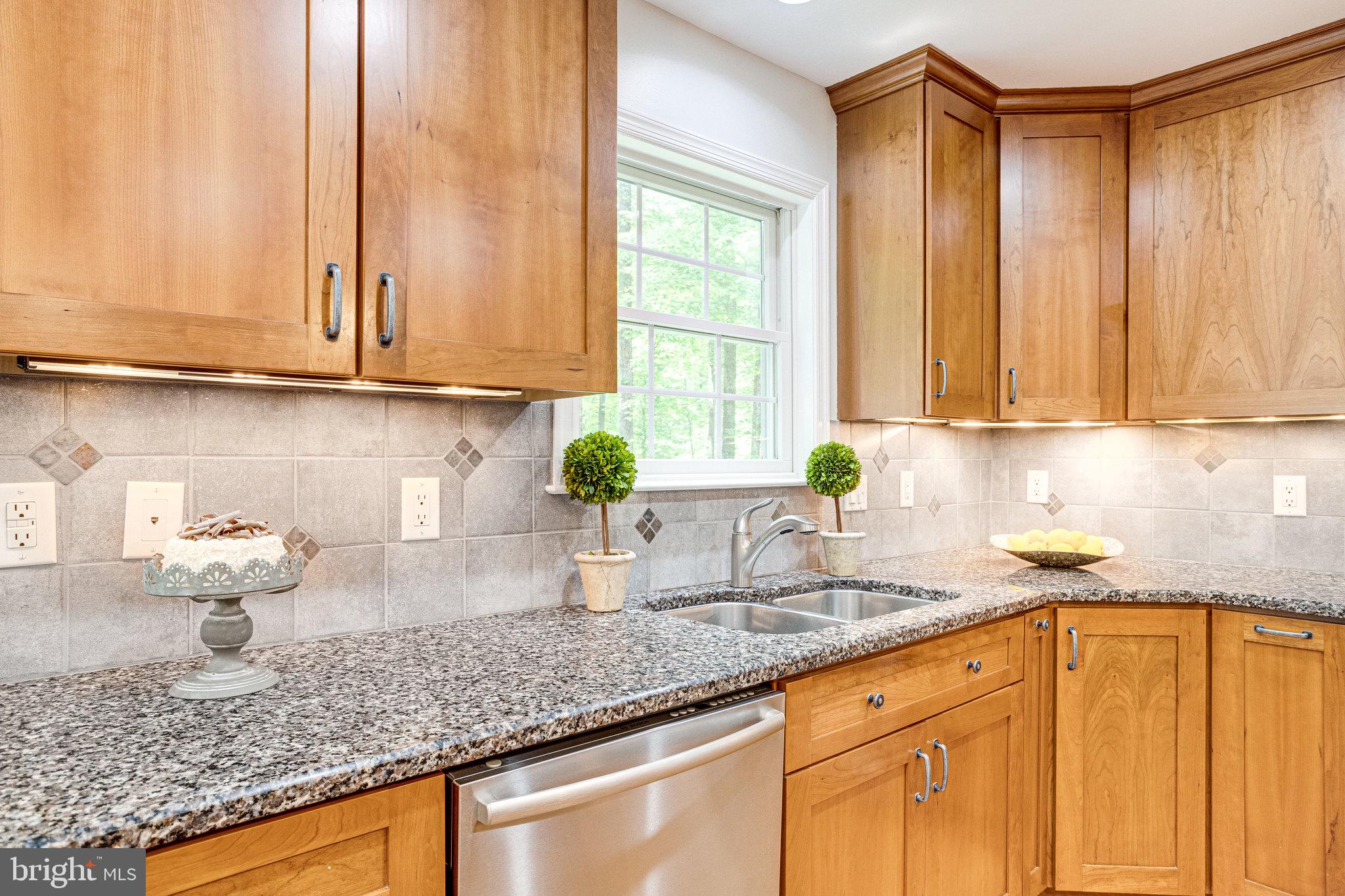 WOLF TRAP WOODS - Residential