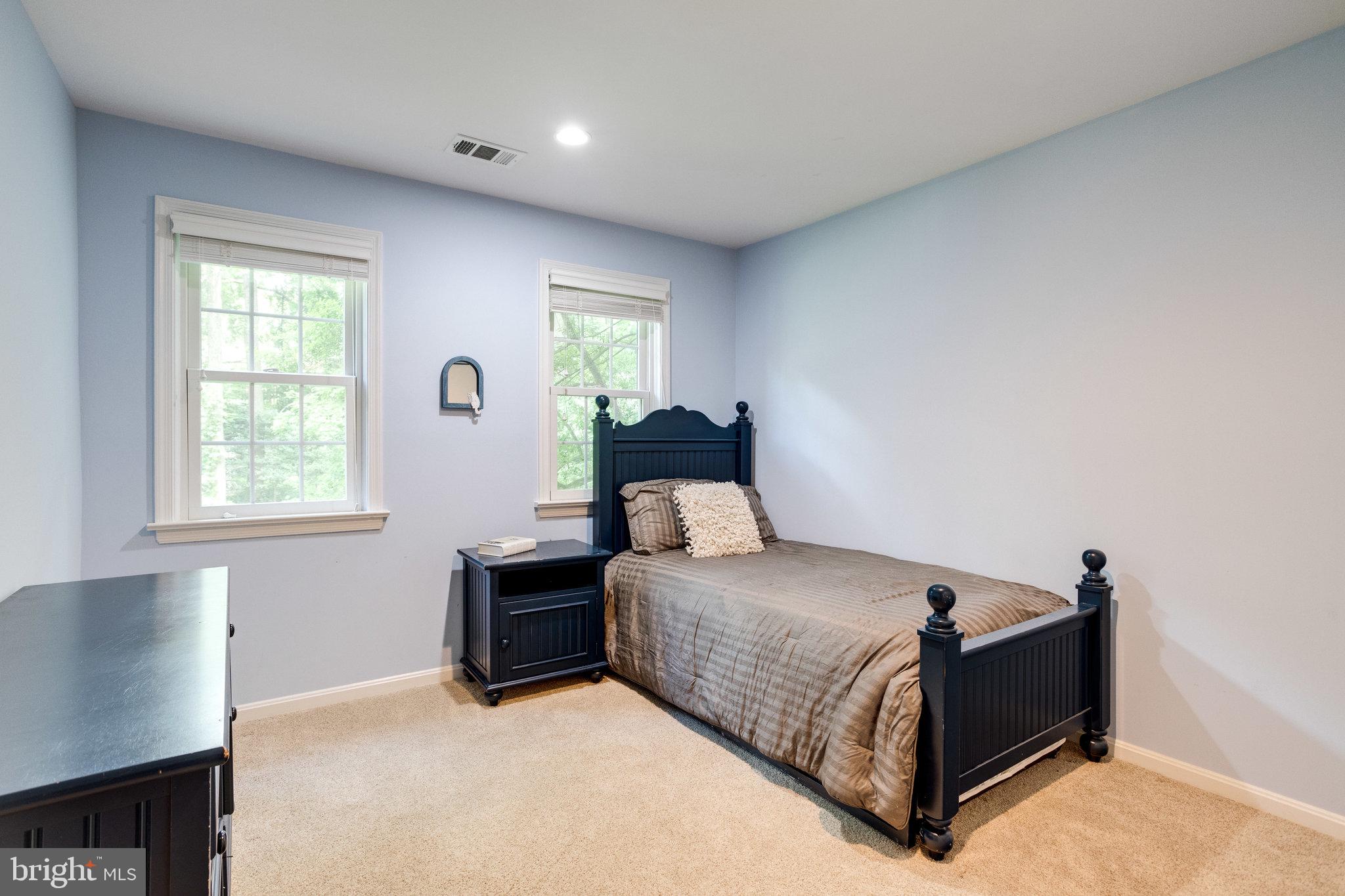 WOLF TRAP WOODS - Residential