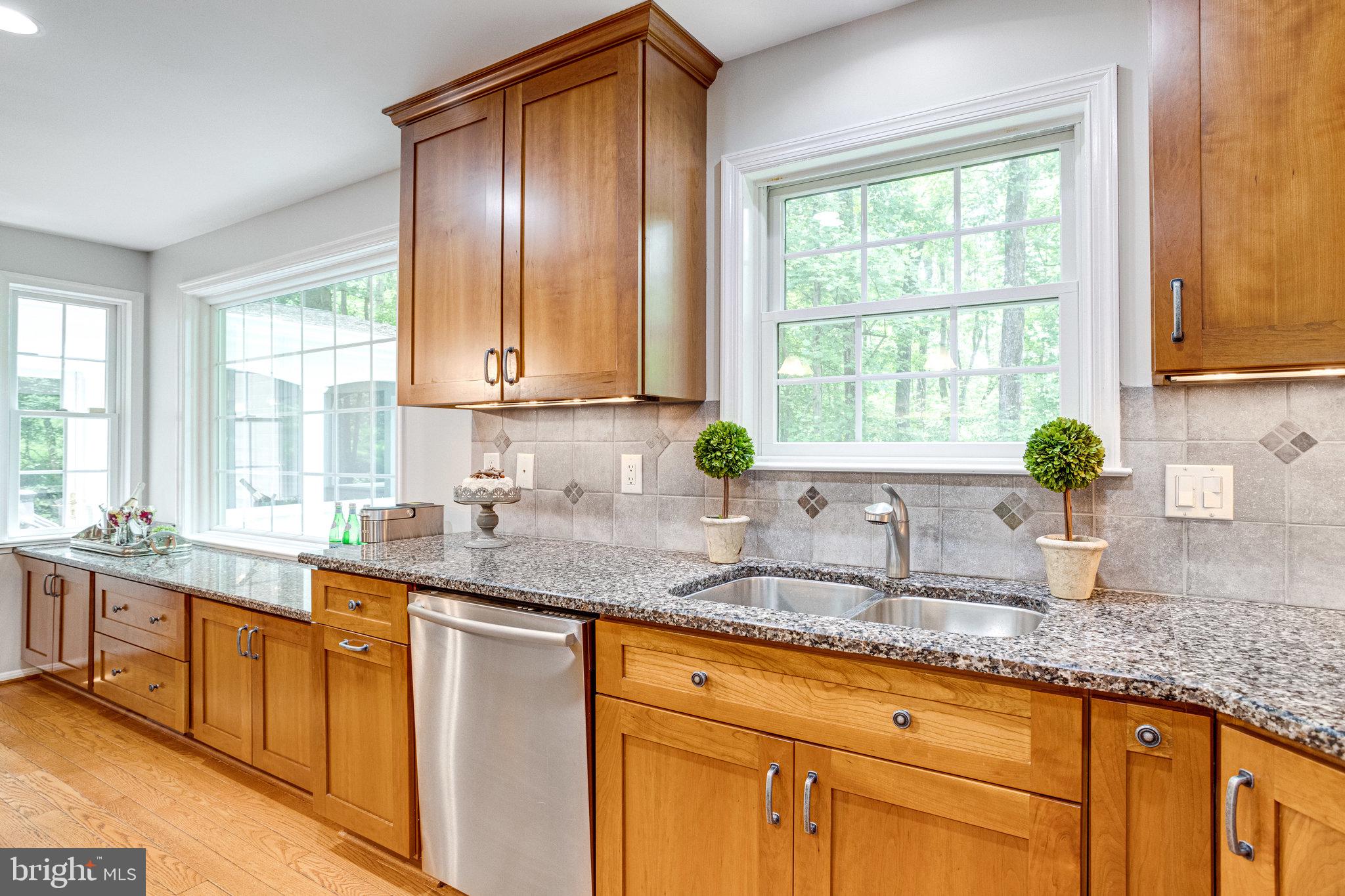 WOLF TRAP WOODS - Residential