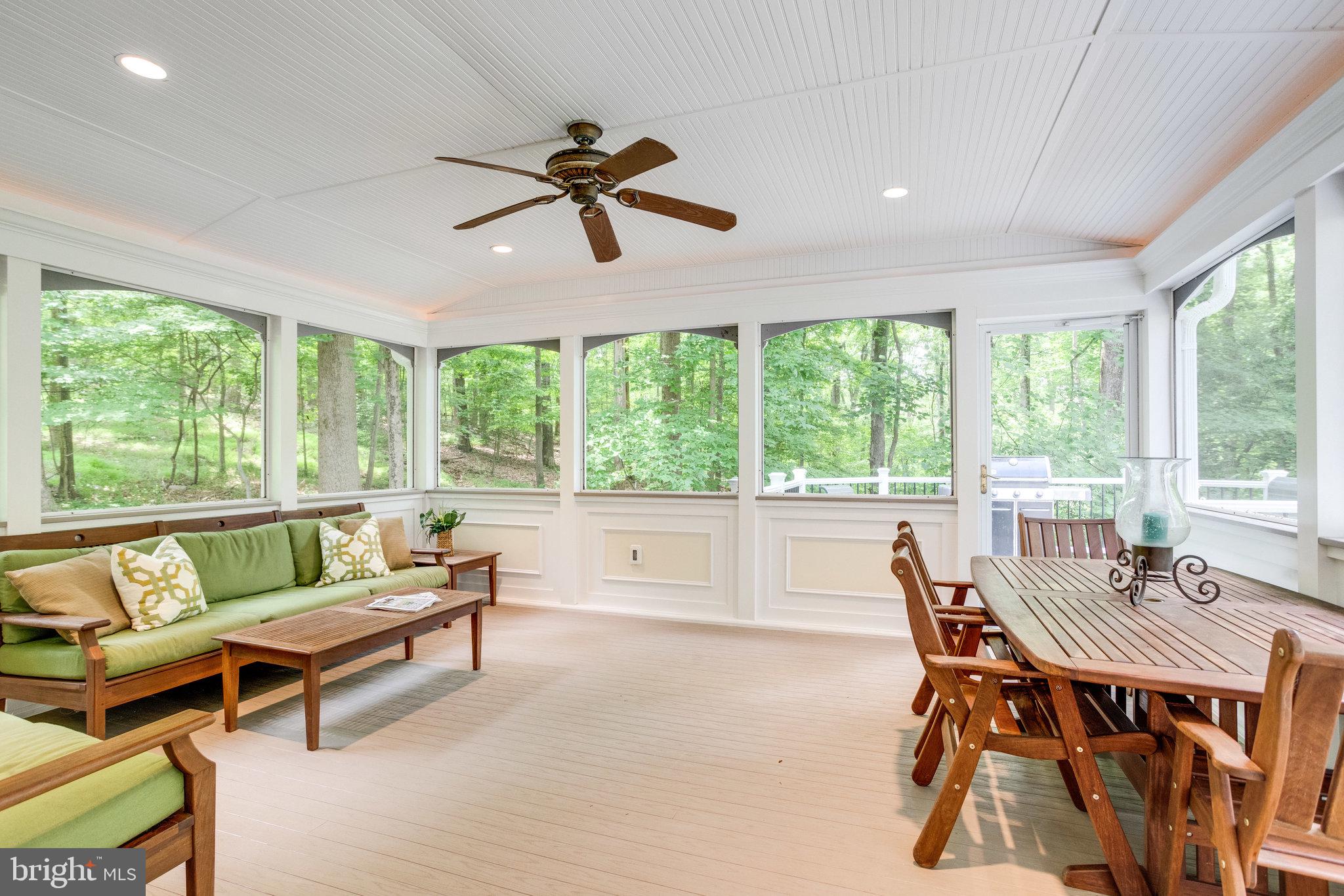 WOLF TRAP WOODS - Residential