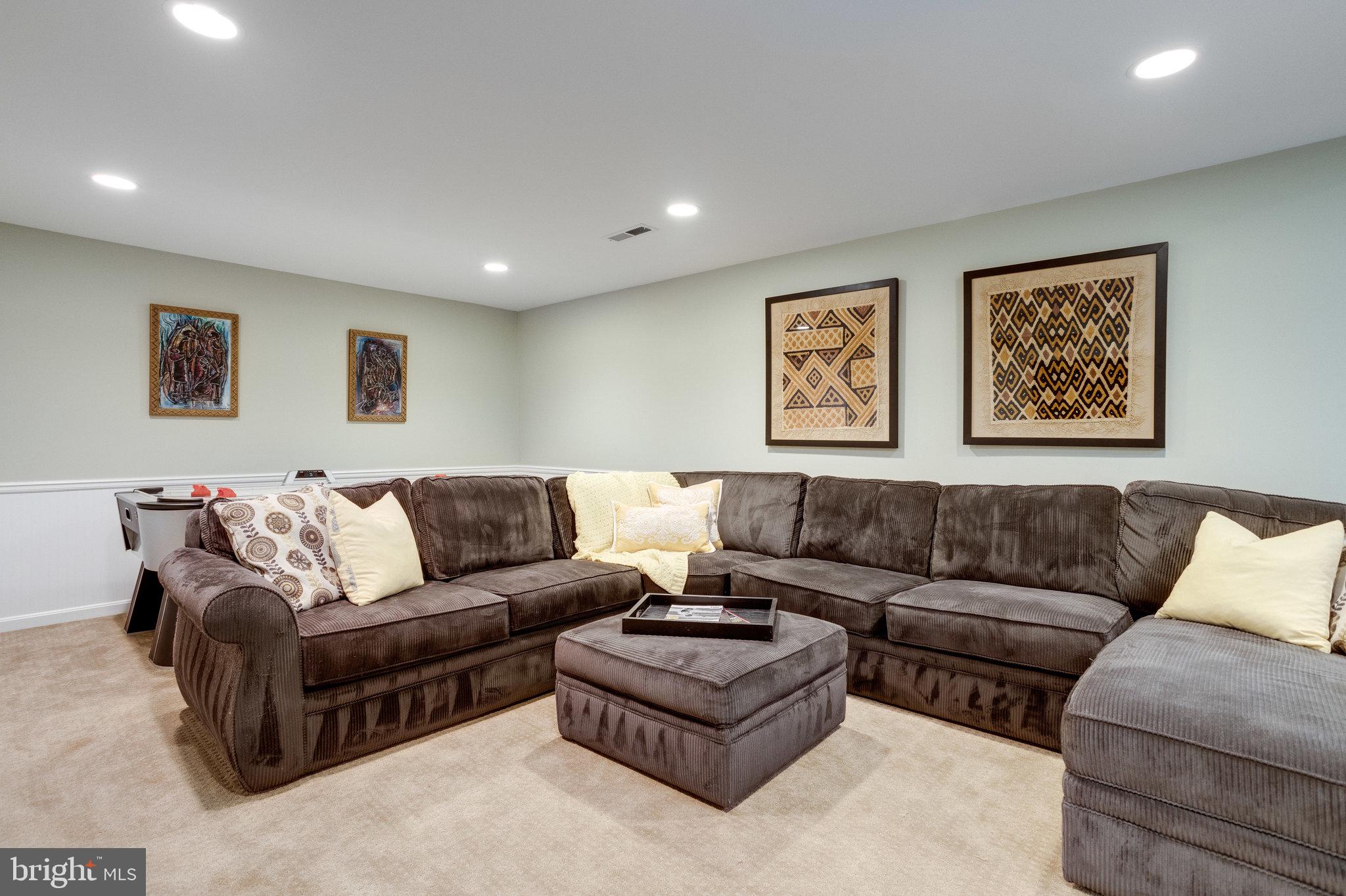 WOLF TRAP WOODS - Residential